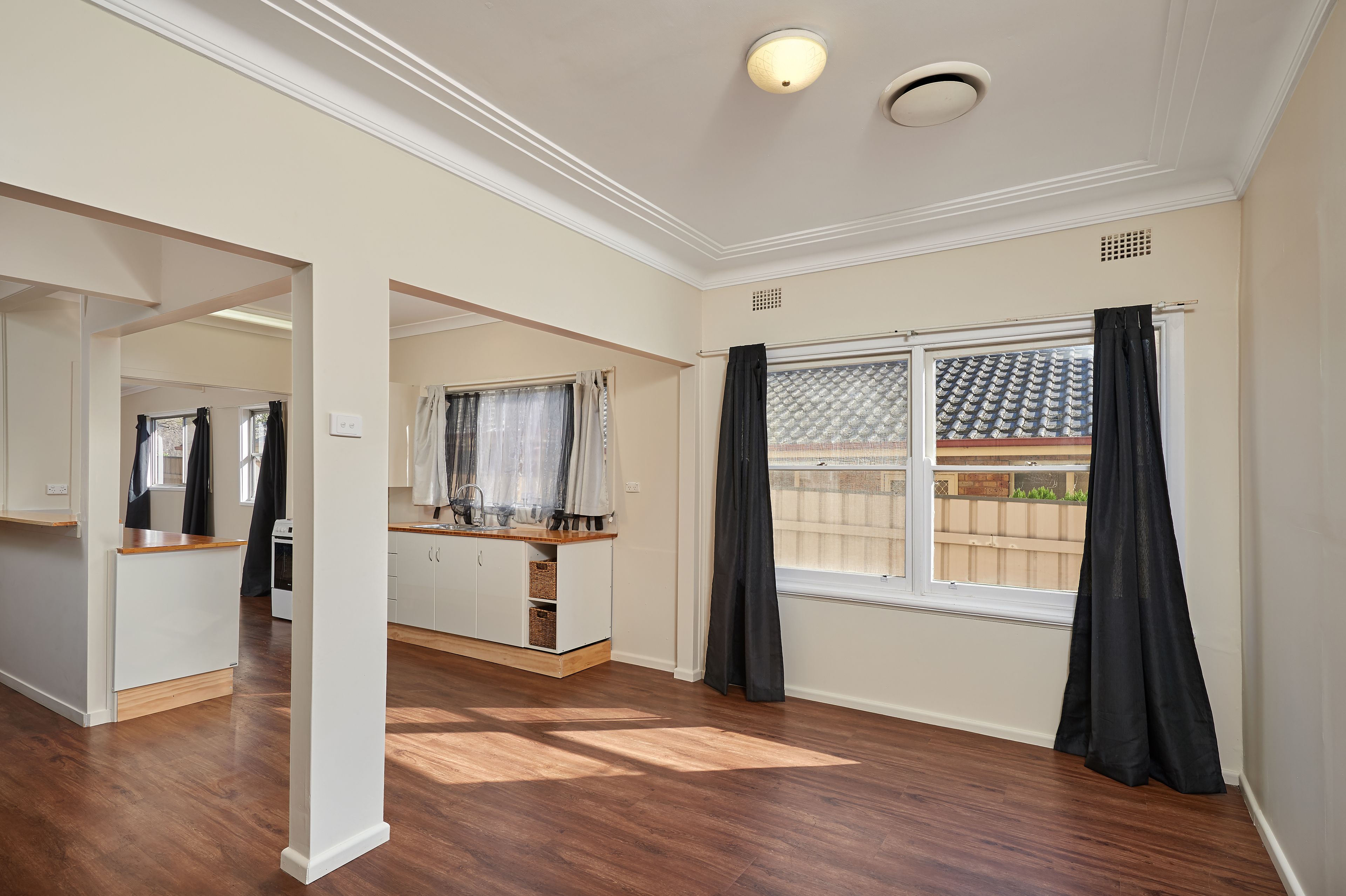 4 Plumpton Road, Kooringal, NSW 2650