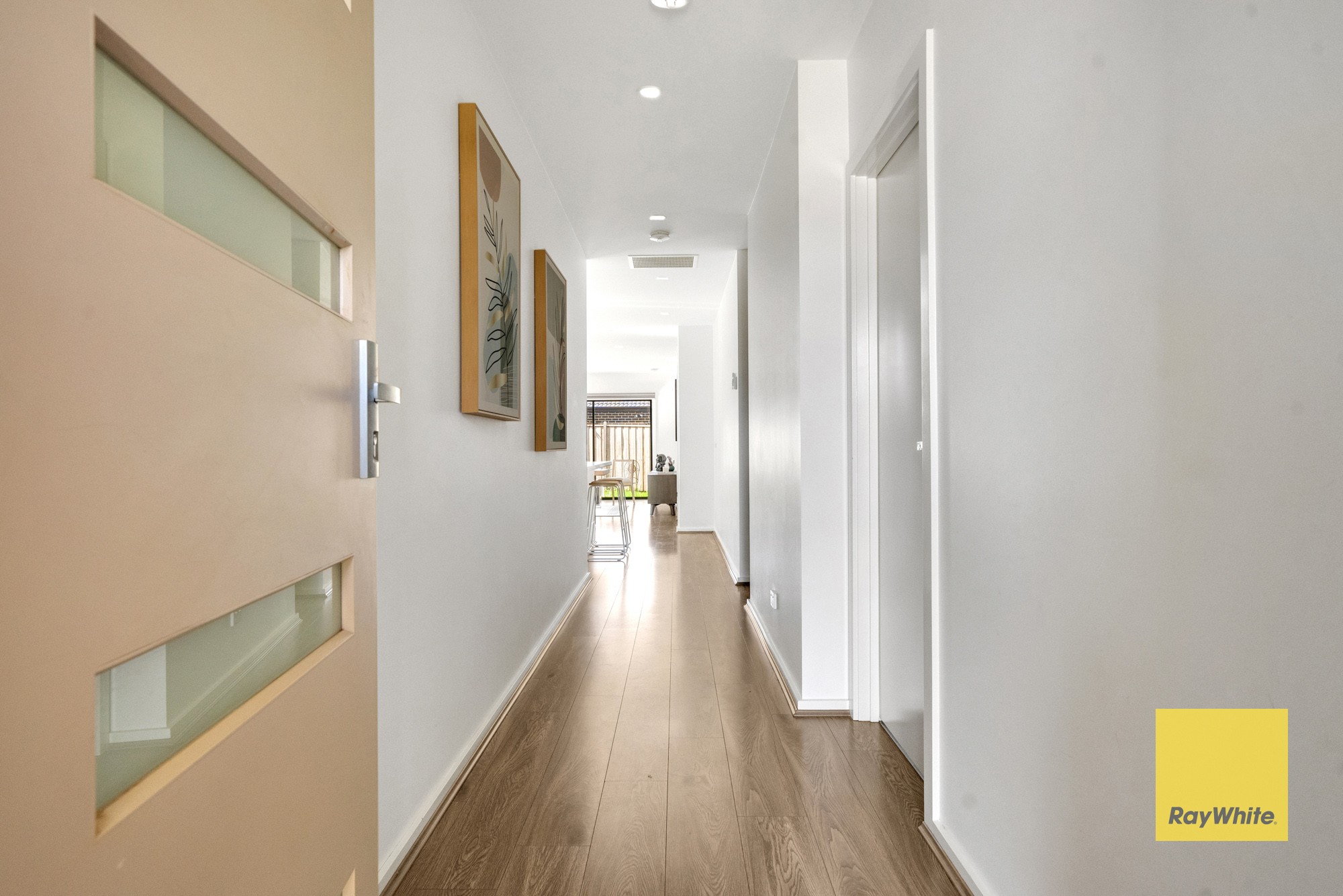 72 Murray Road, THORNHILL PARK, VIC 3335