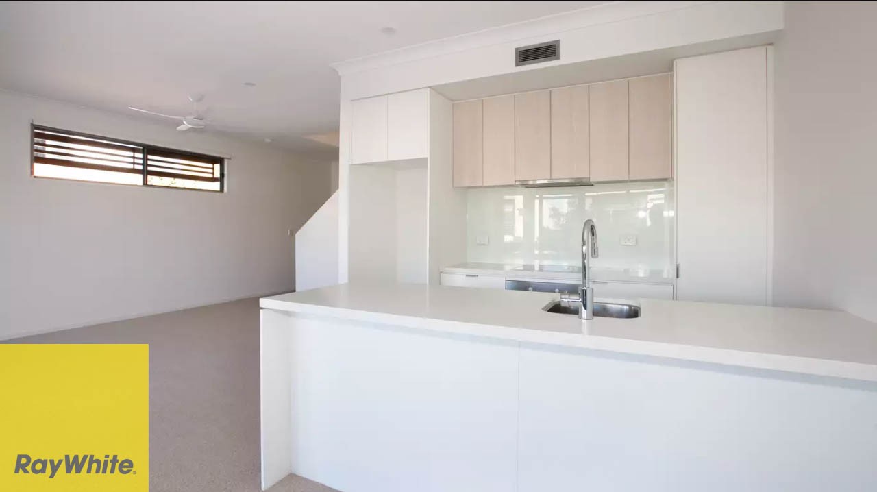 21/3400 Panorama Drive, Carrara, QLD 4211
