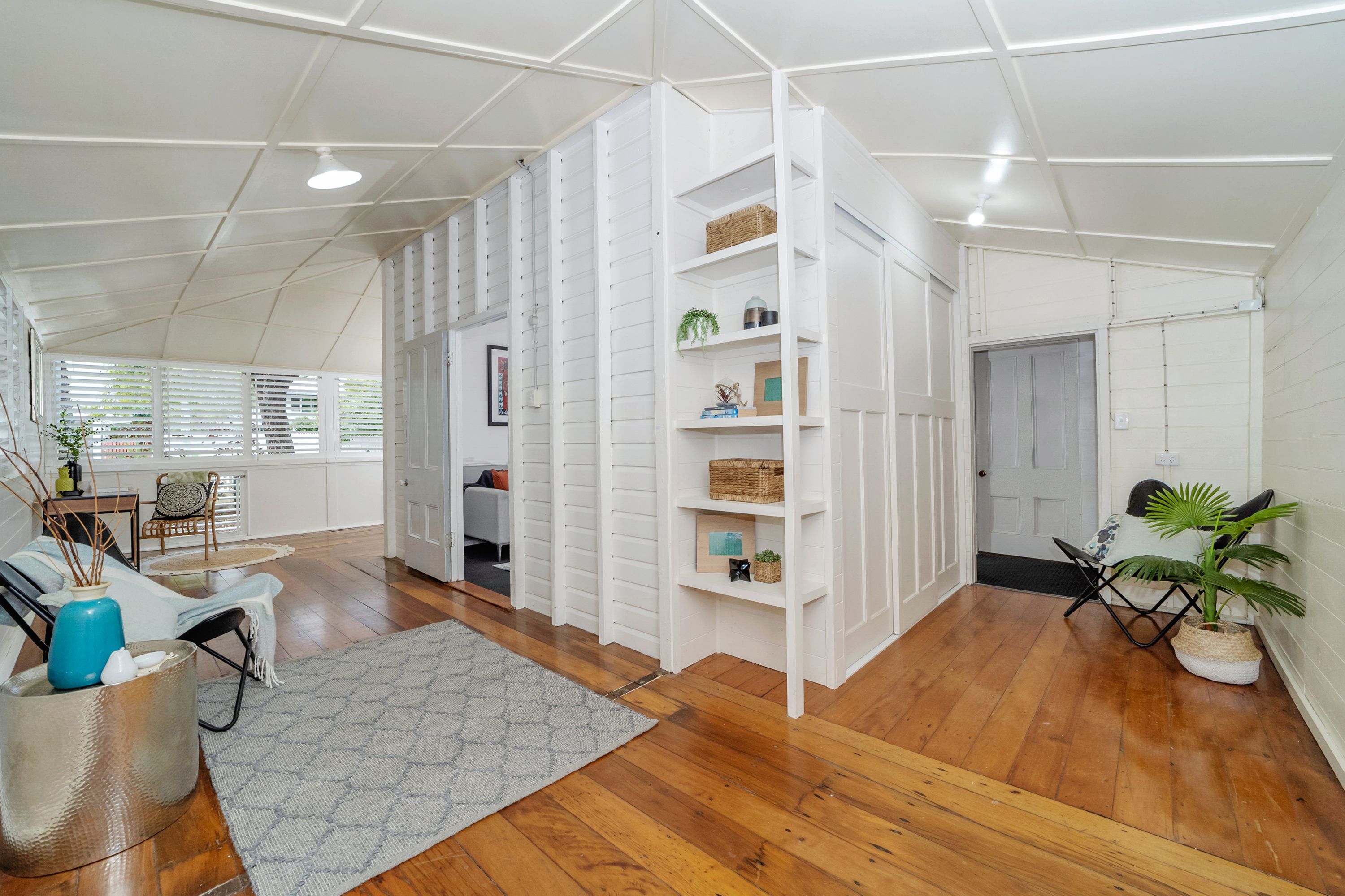 10 Lamington Road, West End, QLD 4810
