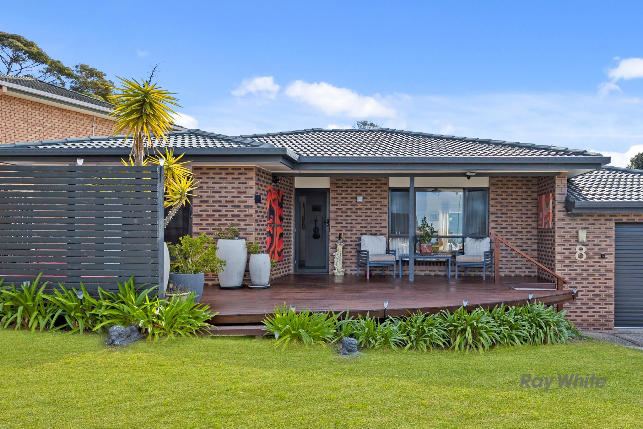 8 Wills Crescent — photo 20 of 30
