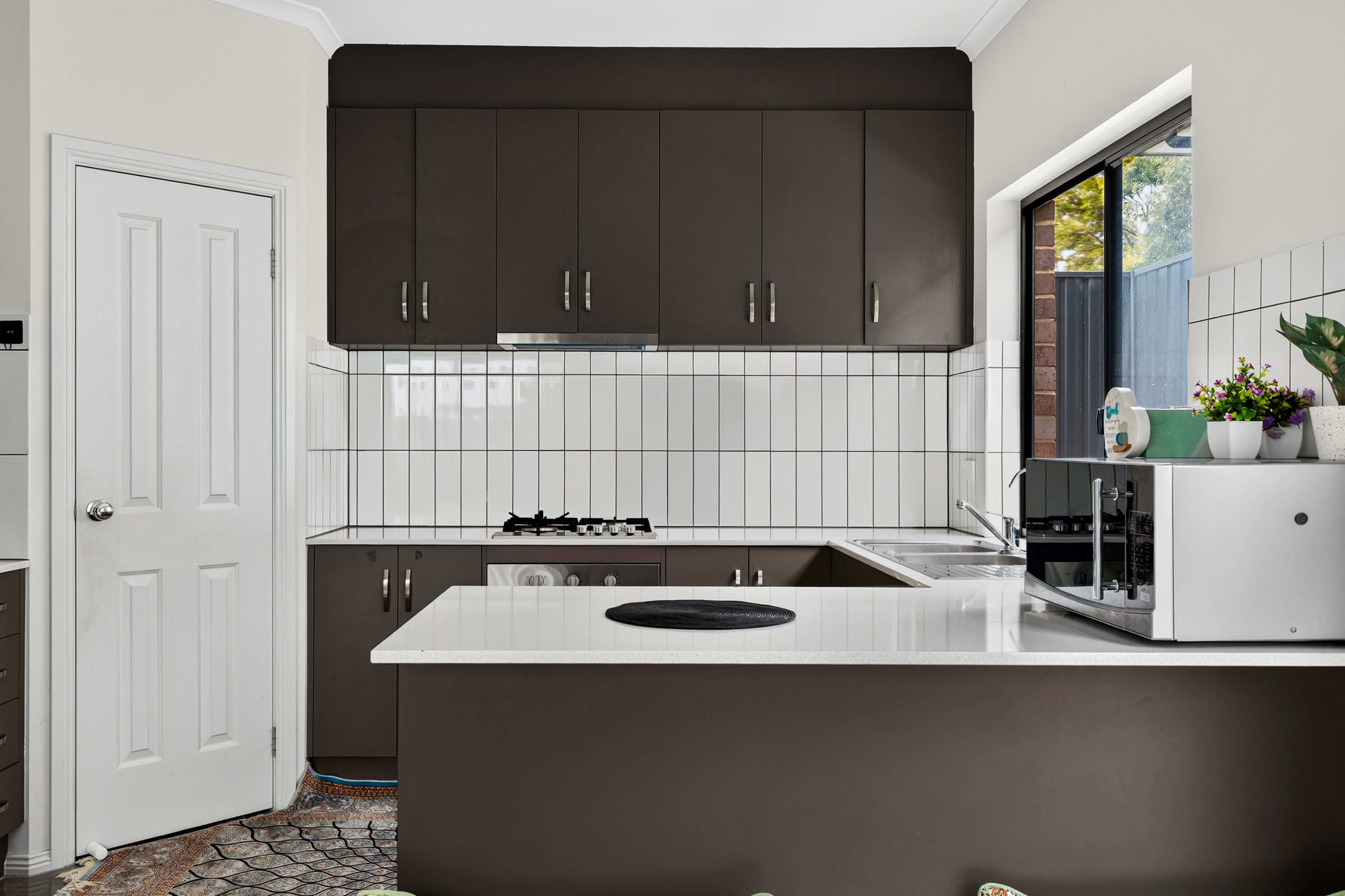 43 Barrington Avenue — photo 8 of 16