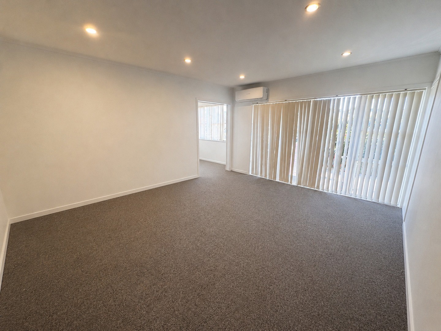 52 Blakeborough Drive, Forrest Hill, North Shore City