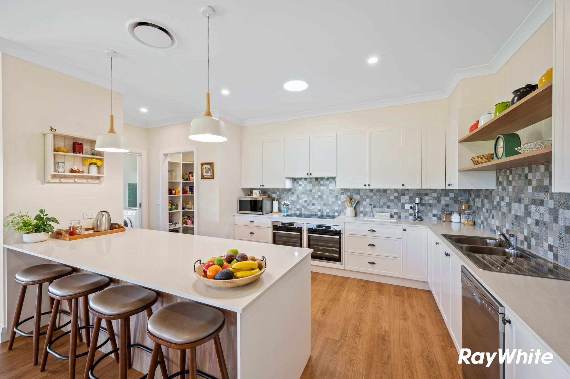 15 Redtree Place, Moruya, NSW 2537