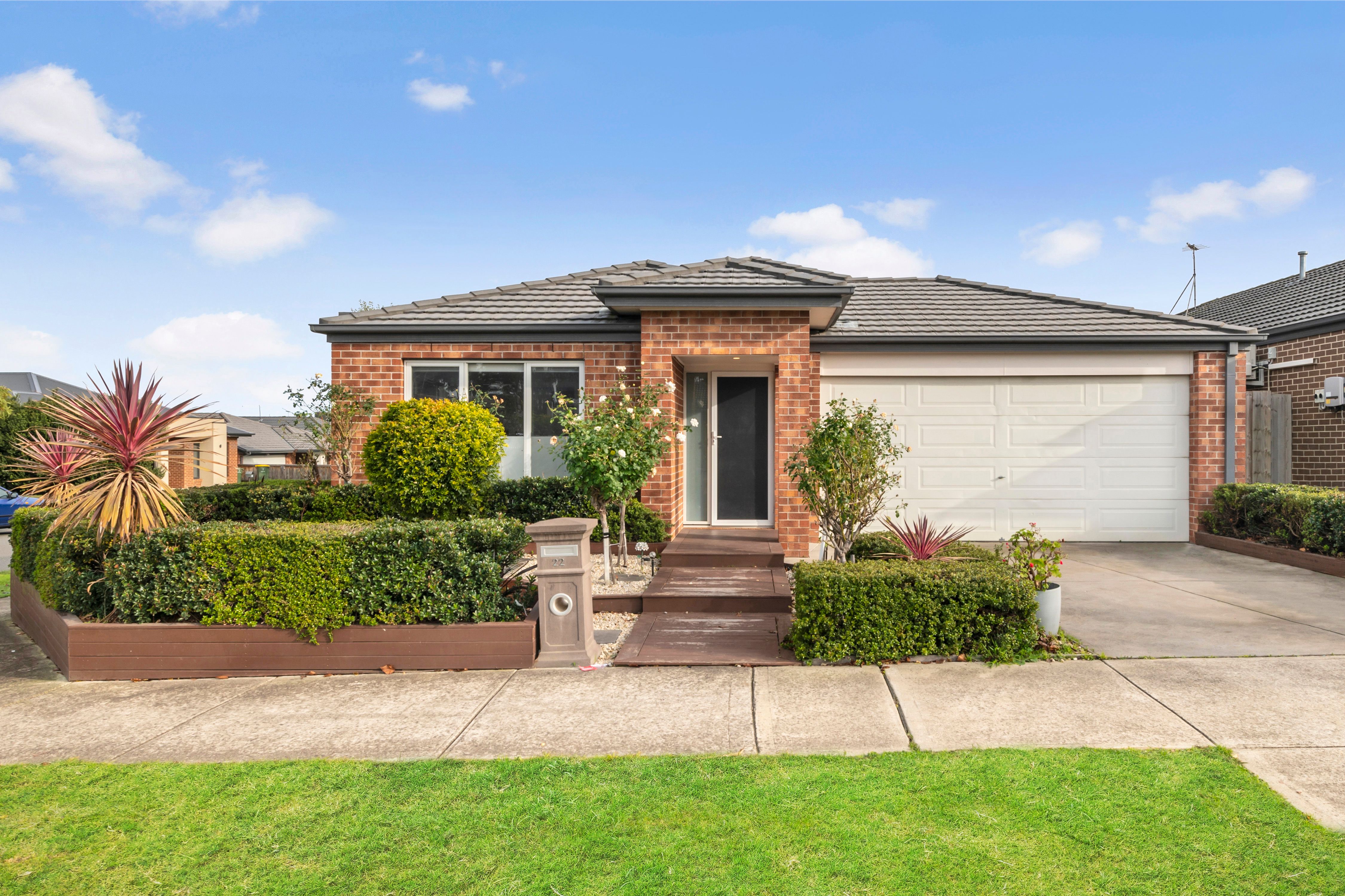 22 Windermere Parade, Doreen VIC 3754