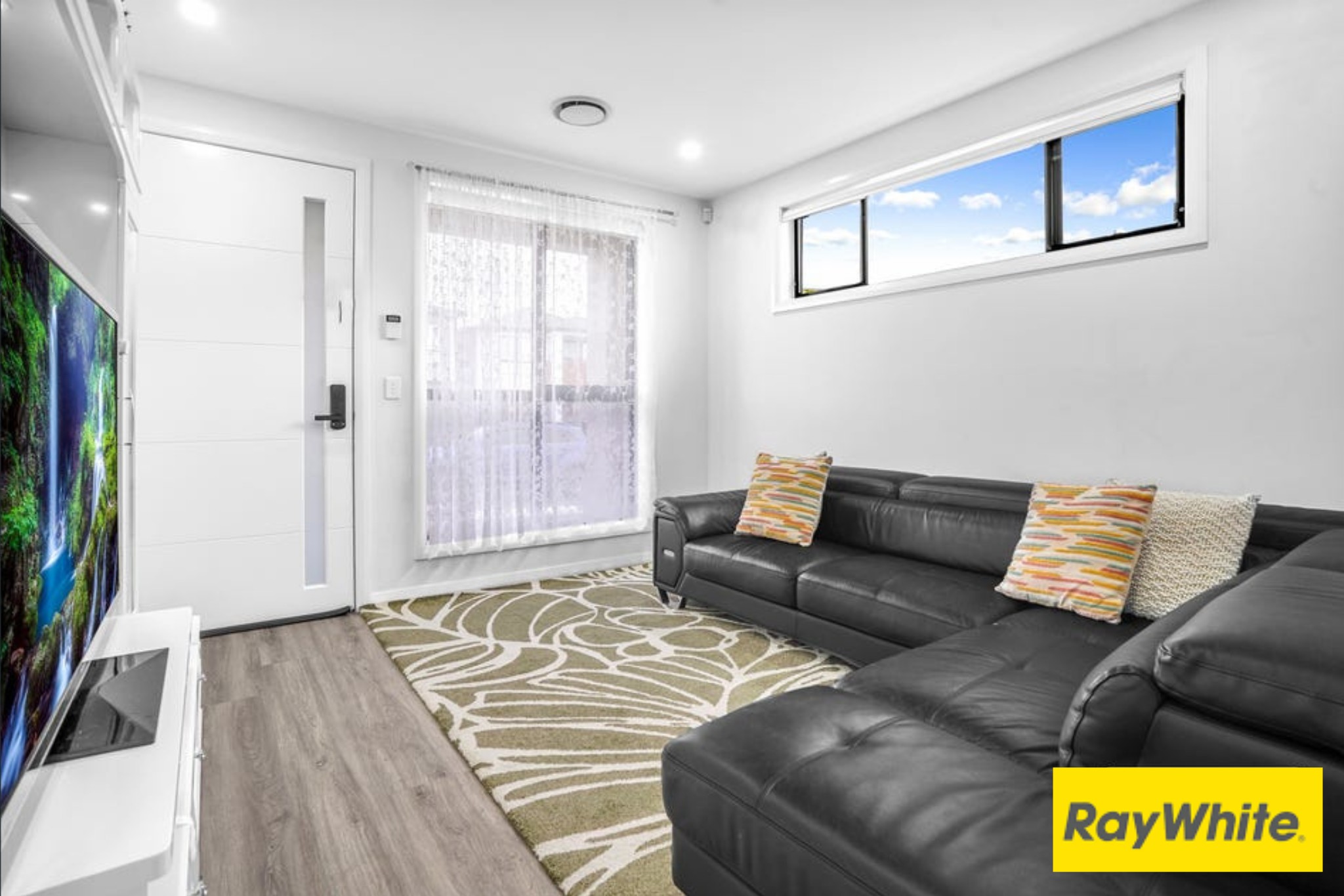 17 Grandeur Parade, Riverstone, NSW 2765