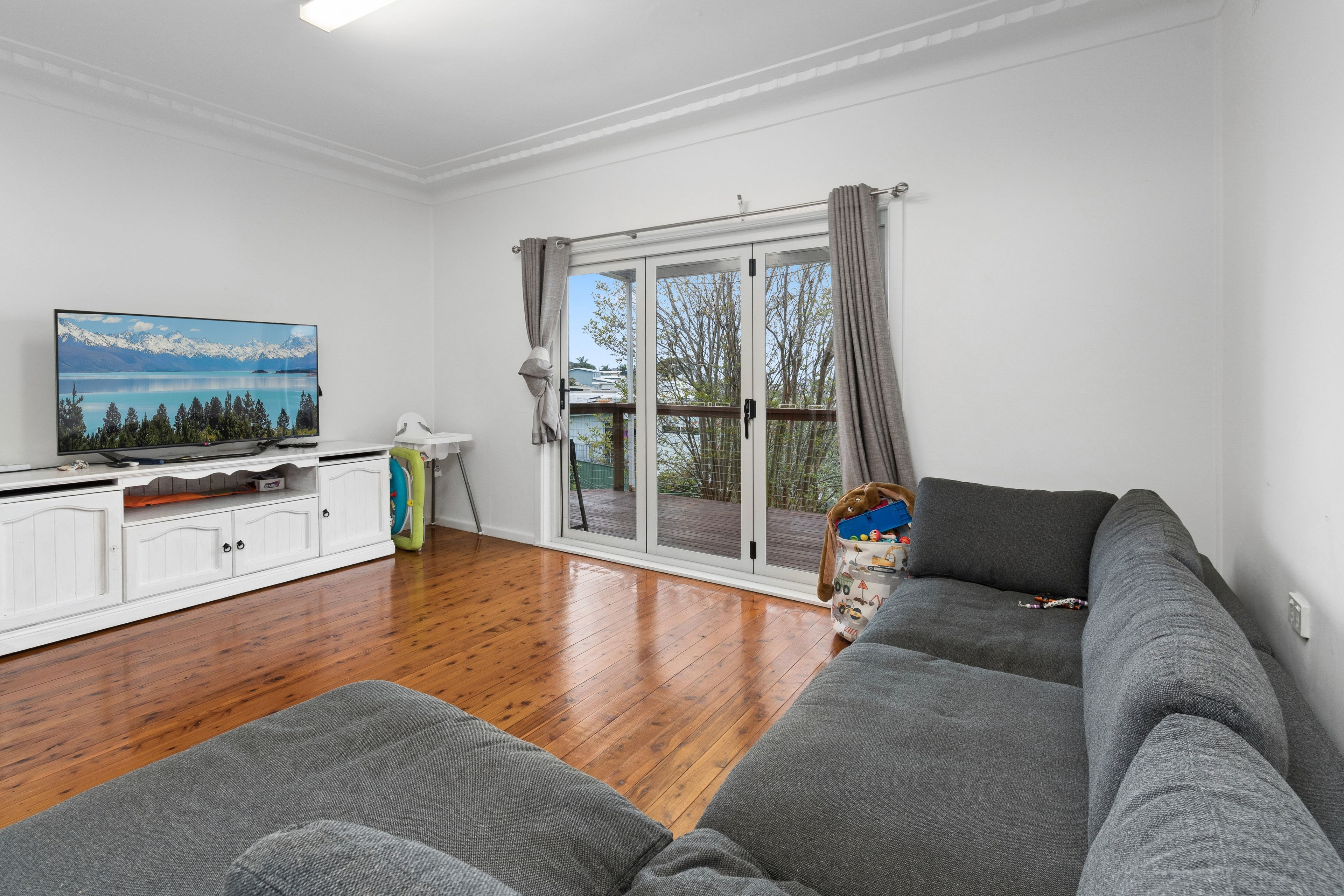 249 Flagstaff Road — photo 3 of 16