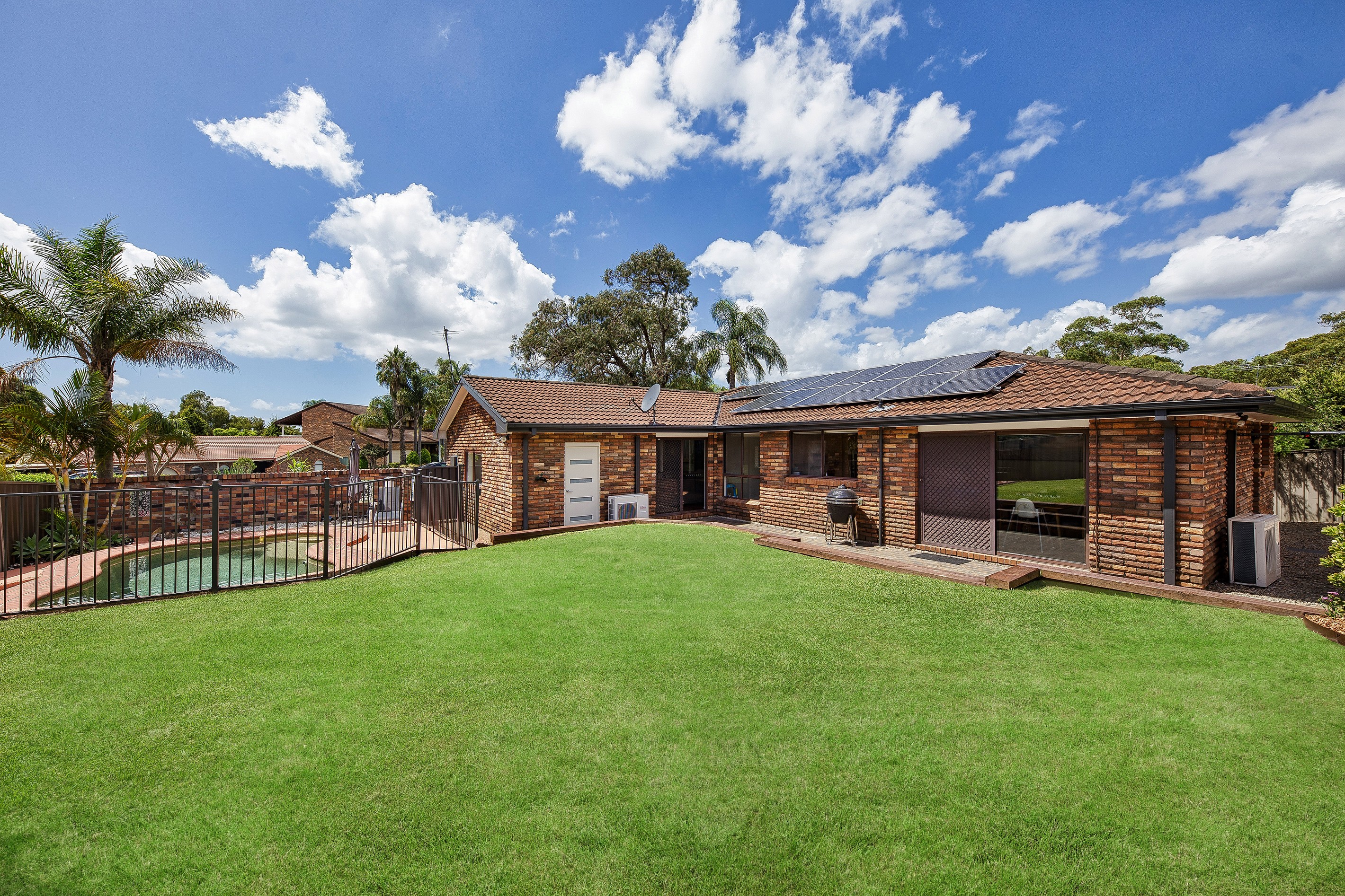 7 Austin Street, Illawong, NSW 2234
