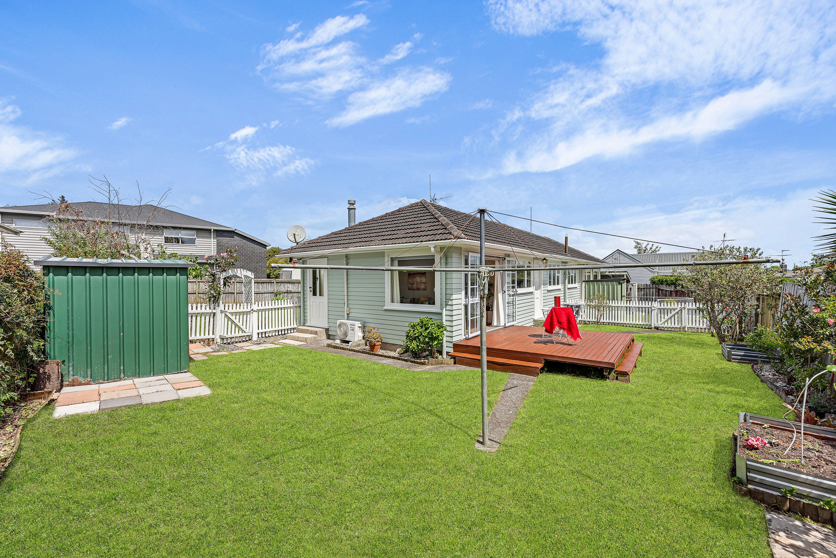 2/65 Moore Street, Howick, Manukau City