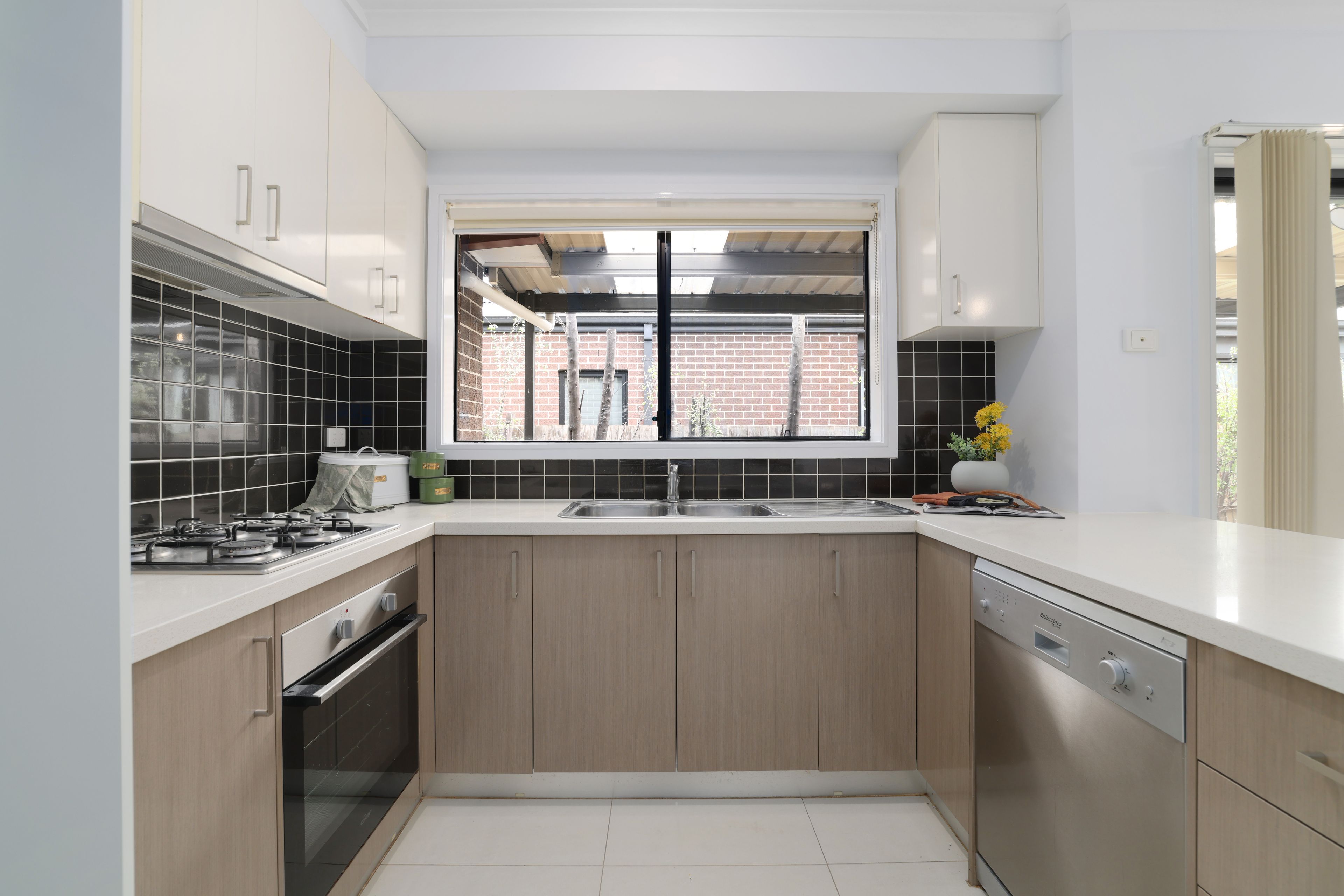 28a Loch Street, Cranbourne, VIC 3977