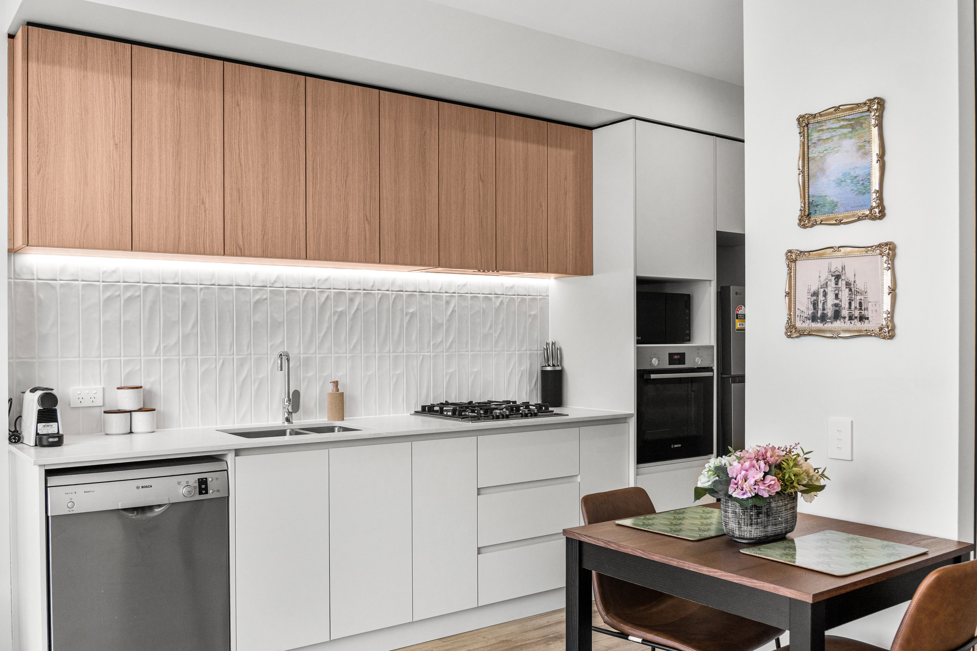1015/6 Penaluna Place — photo 8 of 14