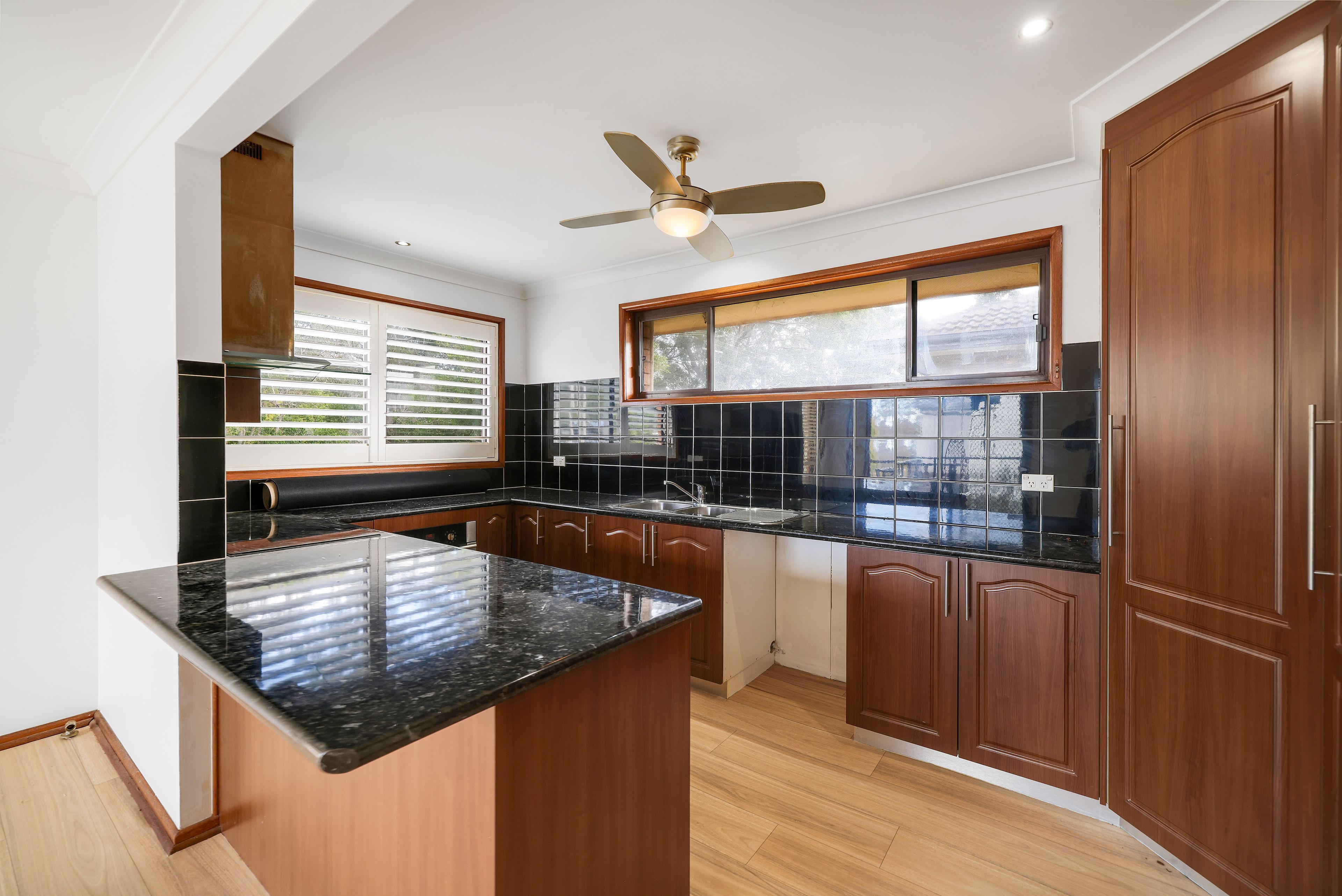 8 Mitchell Road — photo 6 of 28