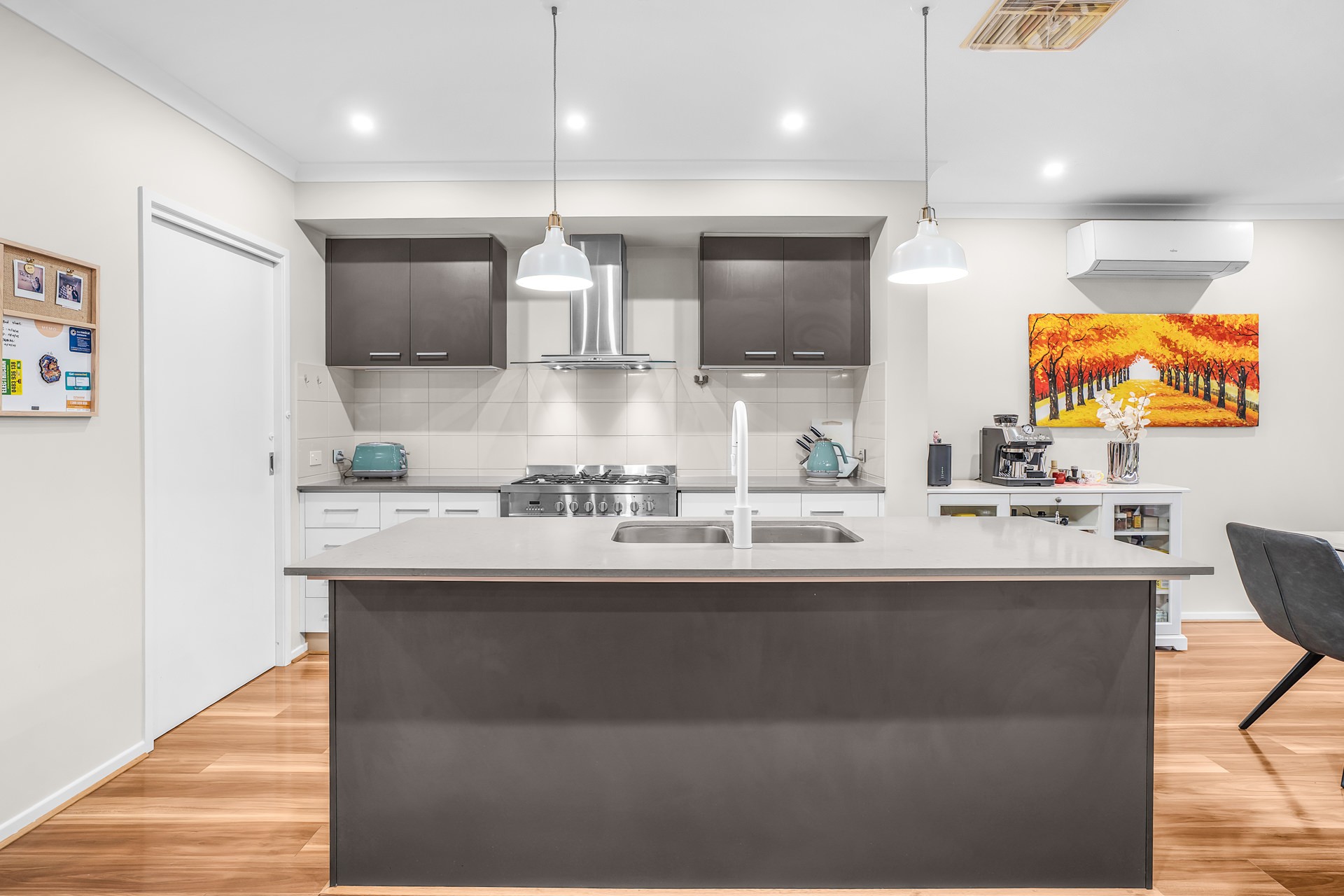 27 Celsius Drive, Cranbourne North, VIC 3977