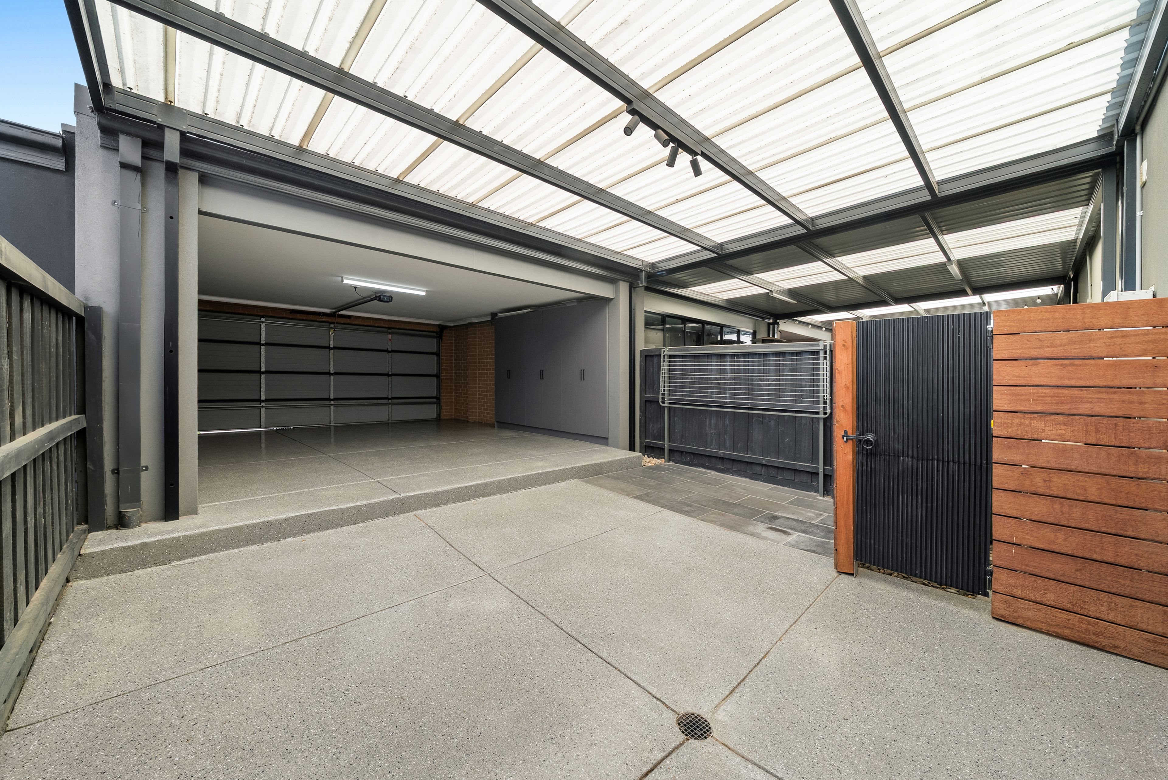 82 Macedon Parade — photo 14 of 17