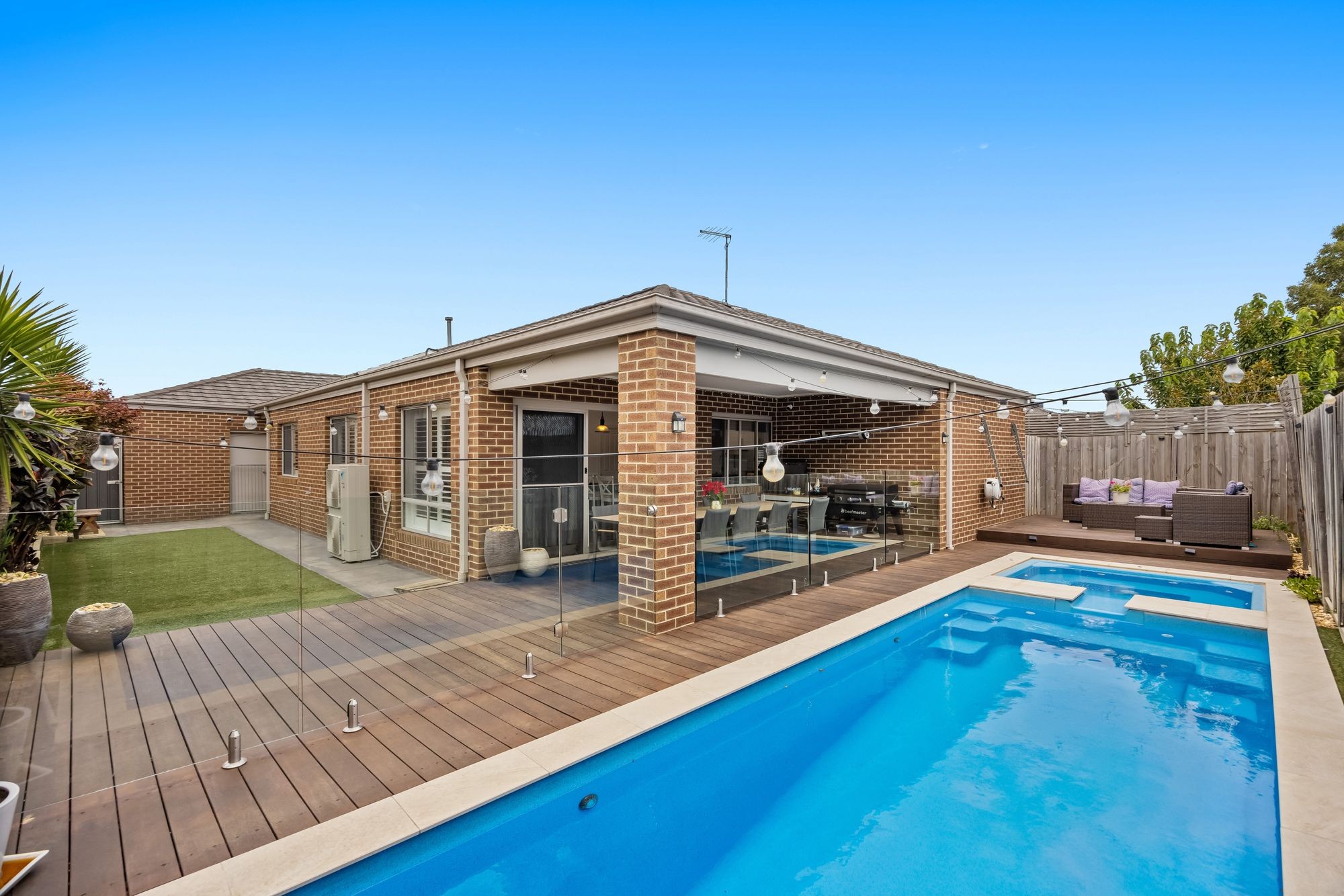 43 Lincoln Avenue, Officer, VIC 3809