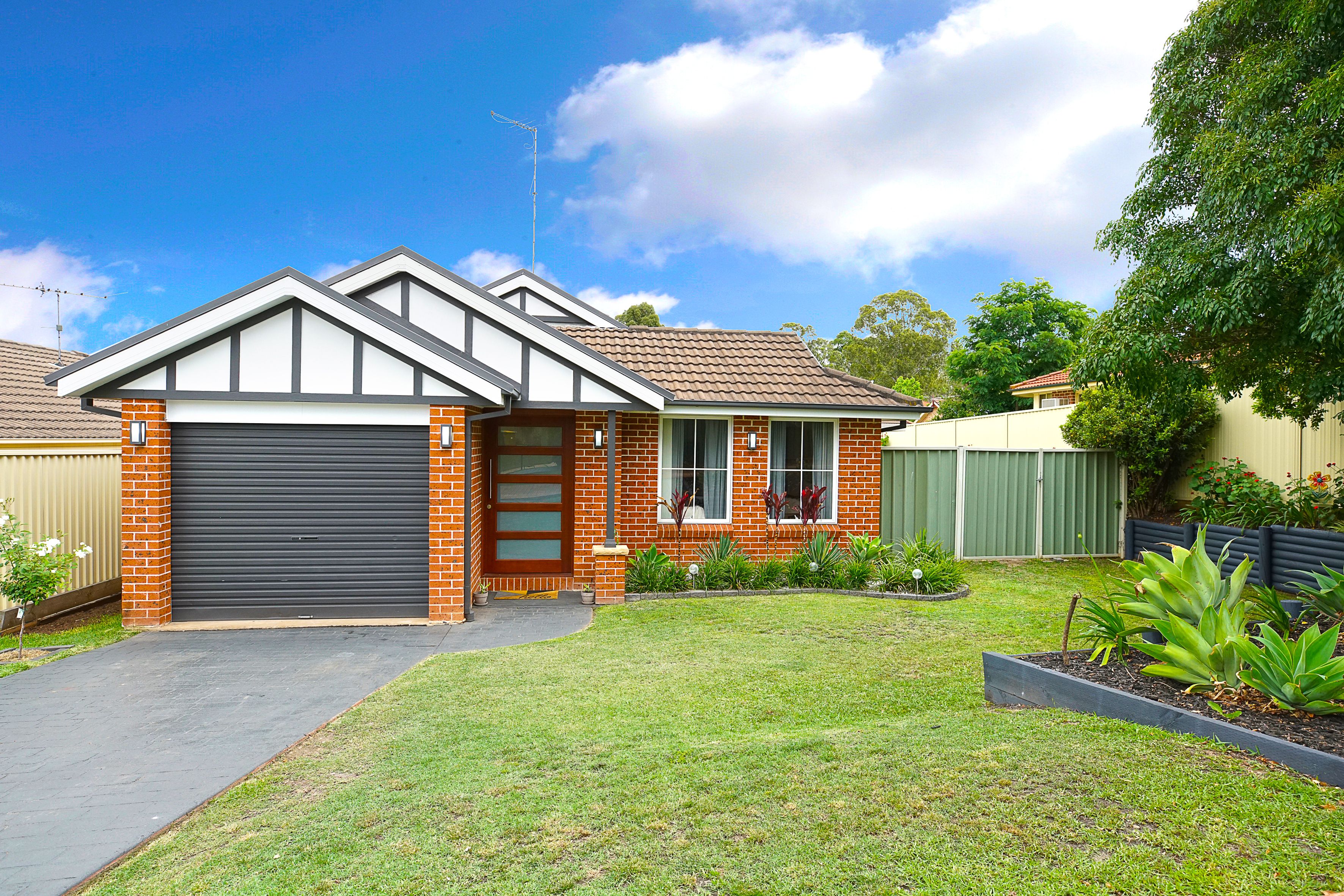 7 Cotula Place