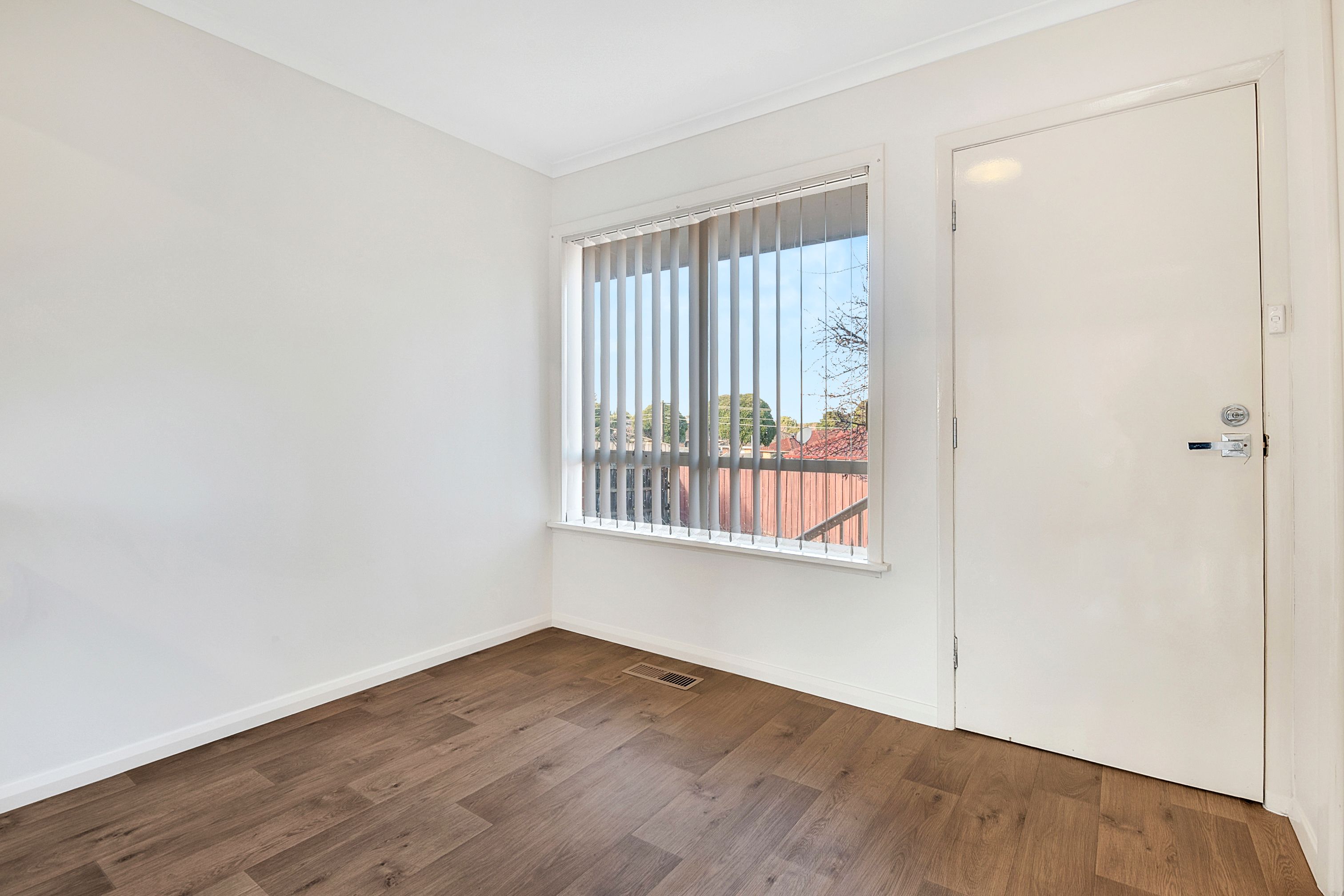 129 Dunne Street — photo 13 of 15