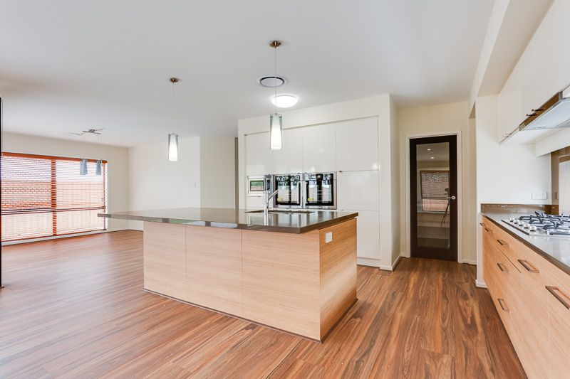 19 Sallyanne Street, DOOLANDELLA, QLD 4077