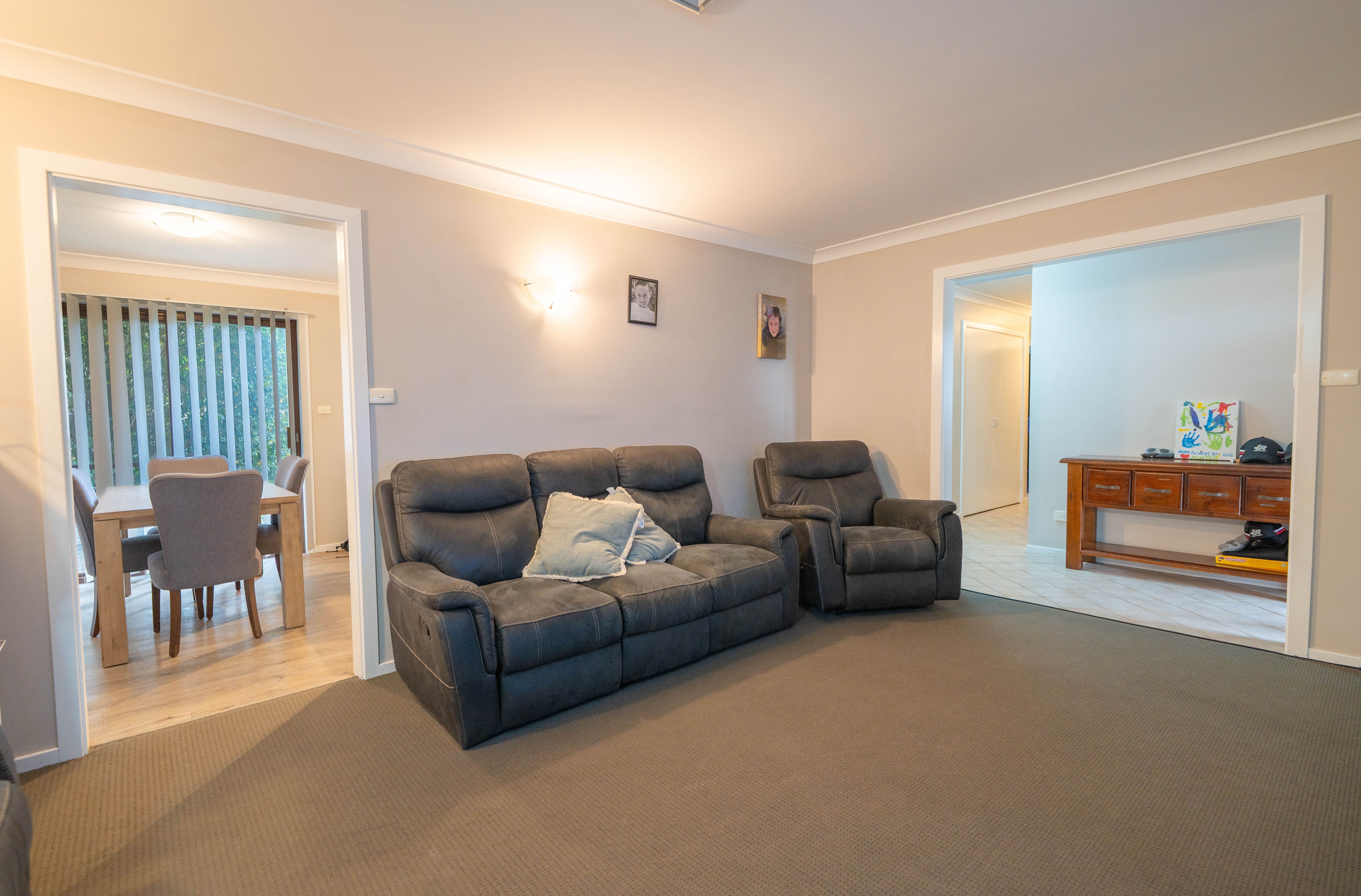 22 Brolgan Road — photo 3 of 11