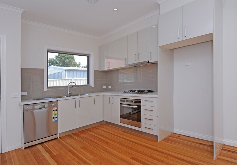 2/80 Miranda Road, Reservoir, VIC 3073