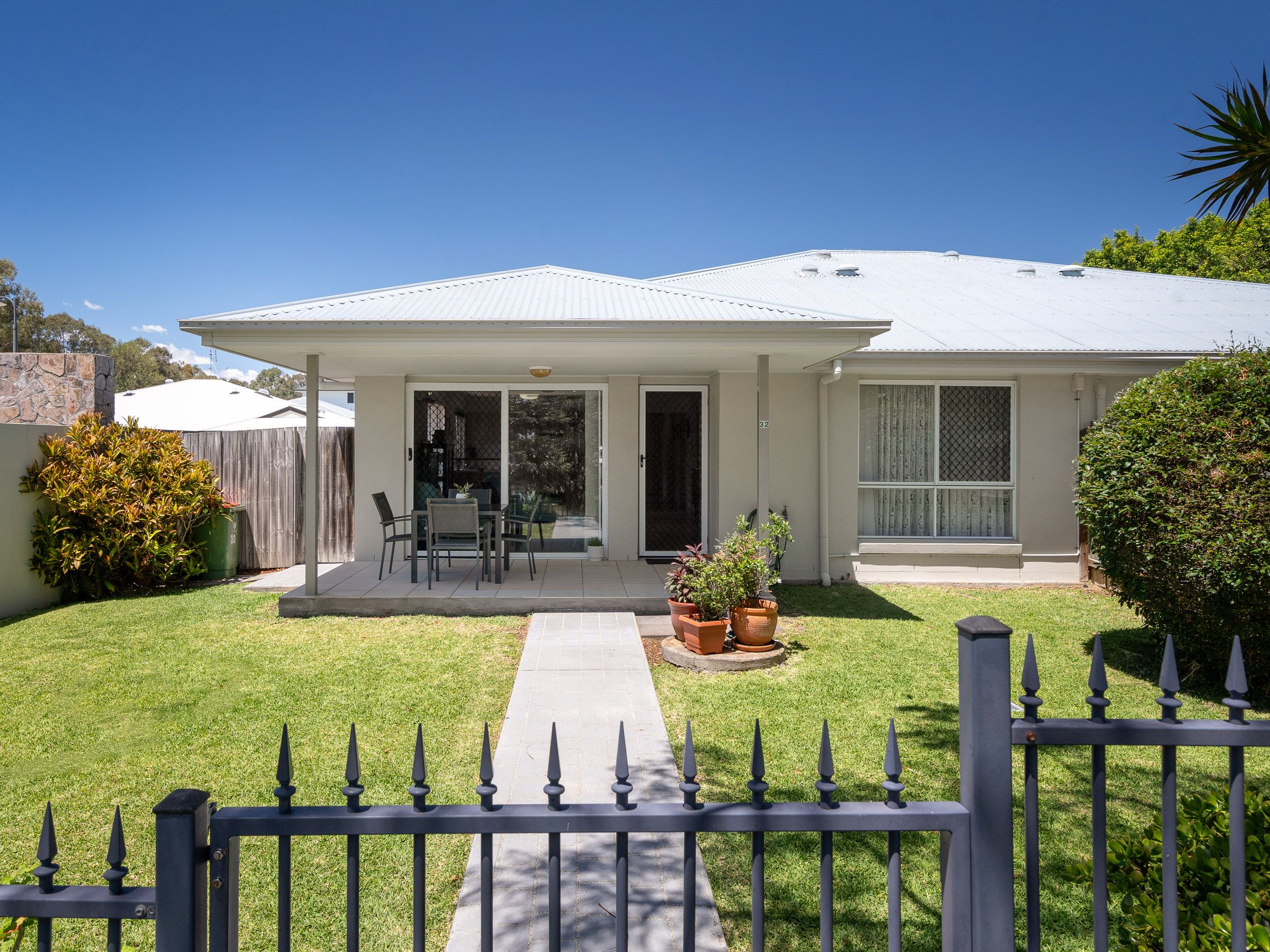 157 Long Street, Cleveland QLD 4163