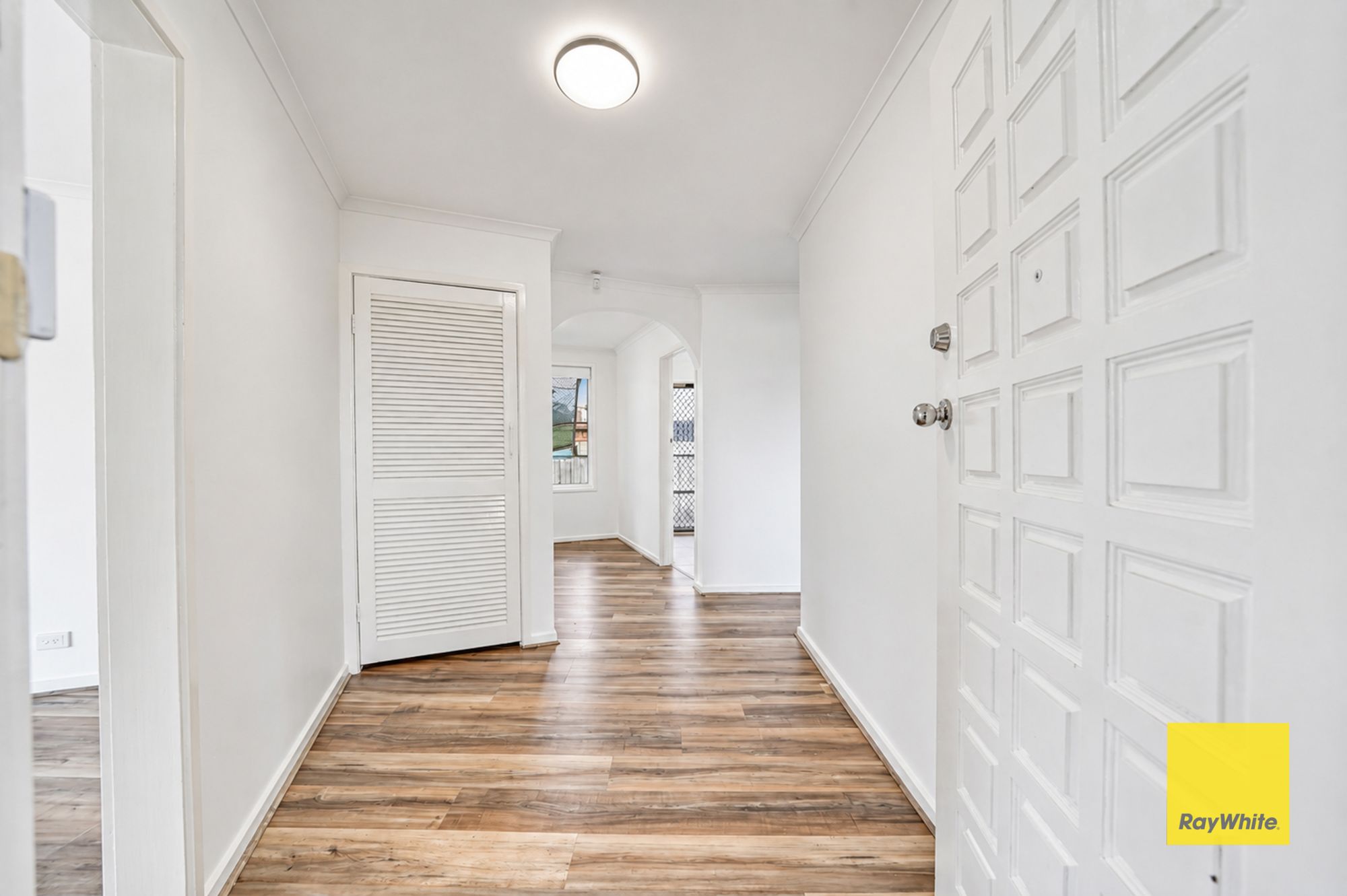 5 Orana Court — photo 3 of 21