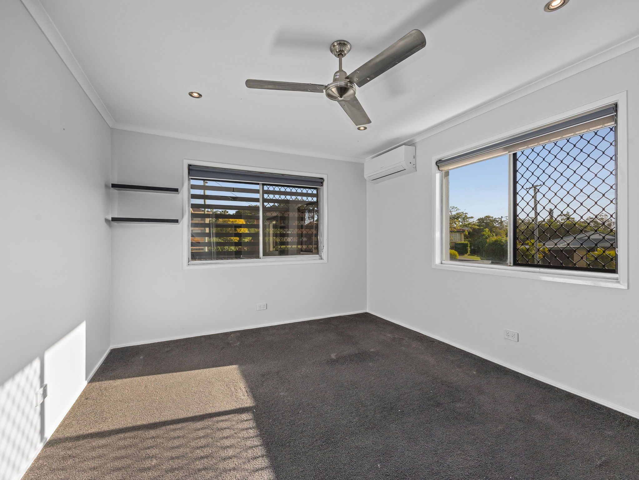 5 Olbern Crescent — photo 13 of 22