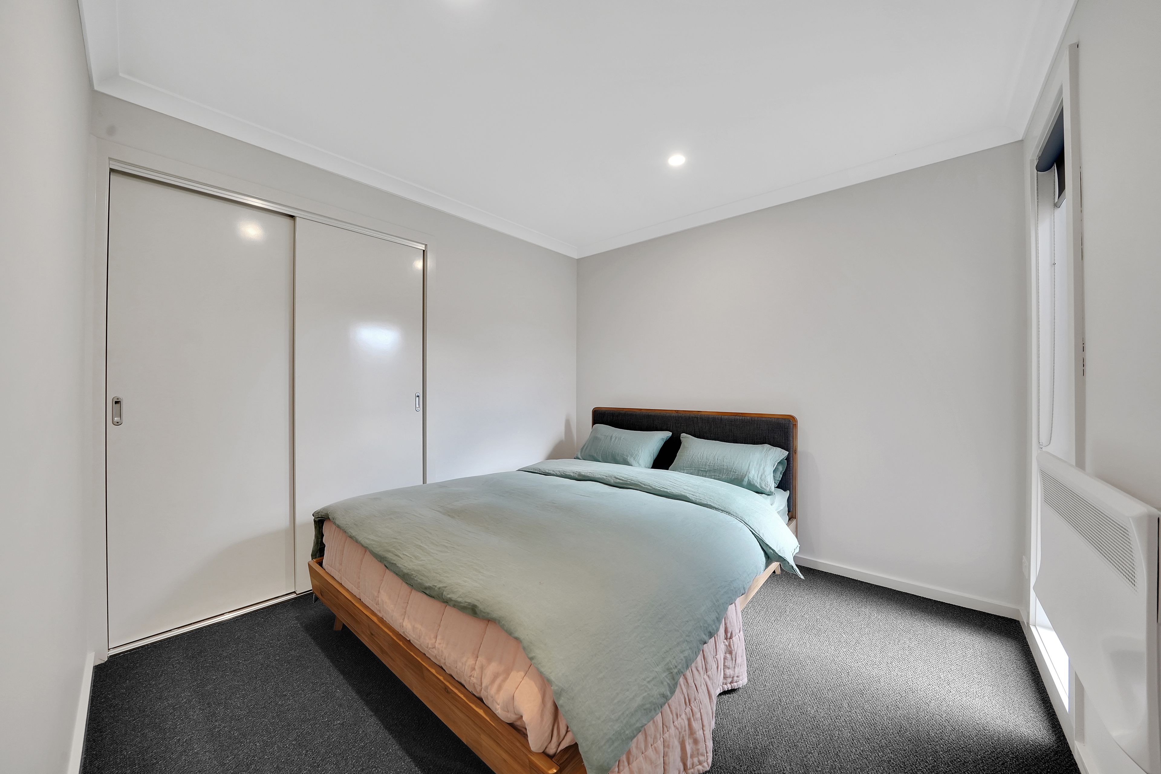 8 Samuel Road — photo 9 of 15
