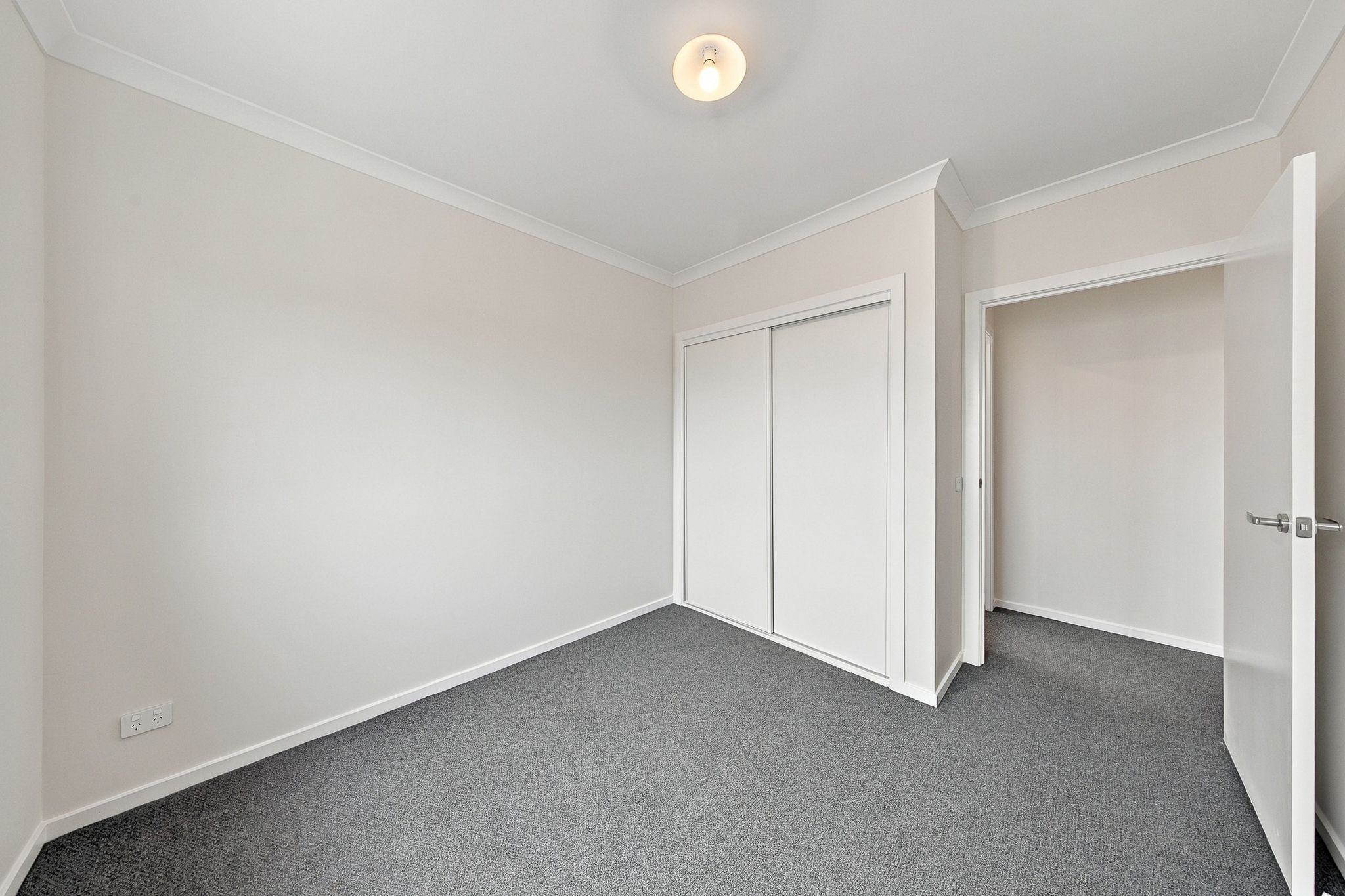 22 Fiorin Street — photo 8 of 14