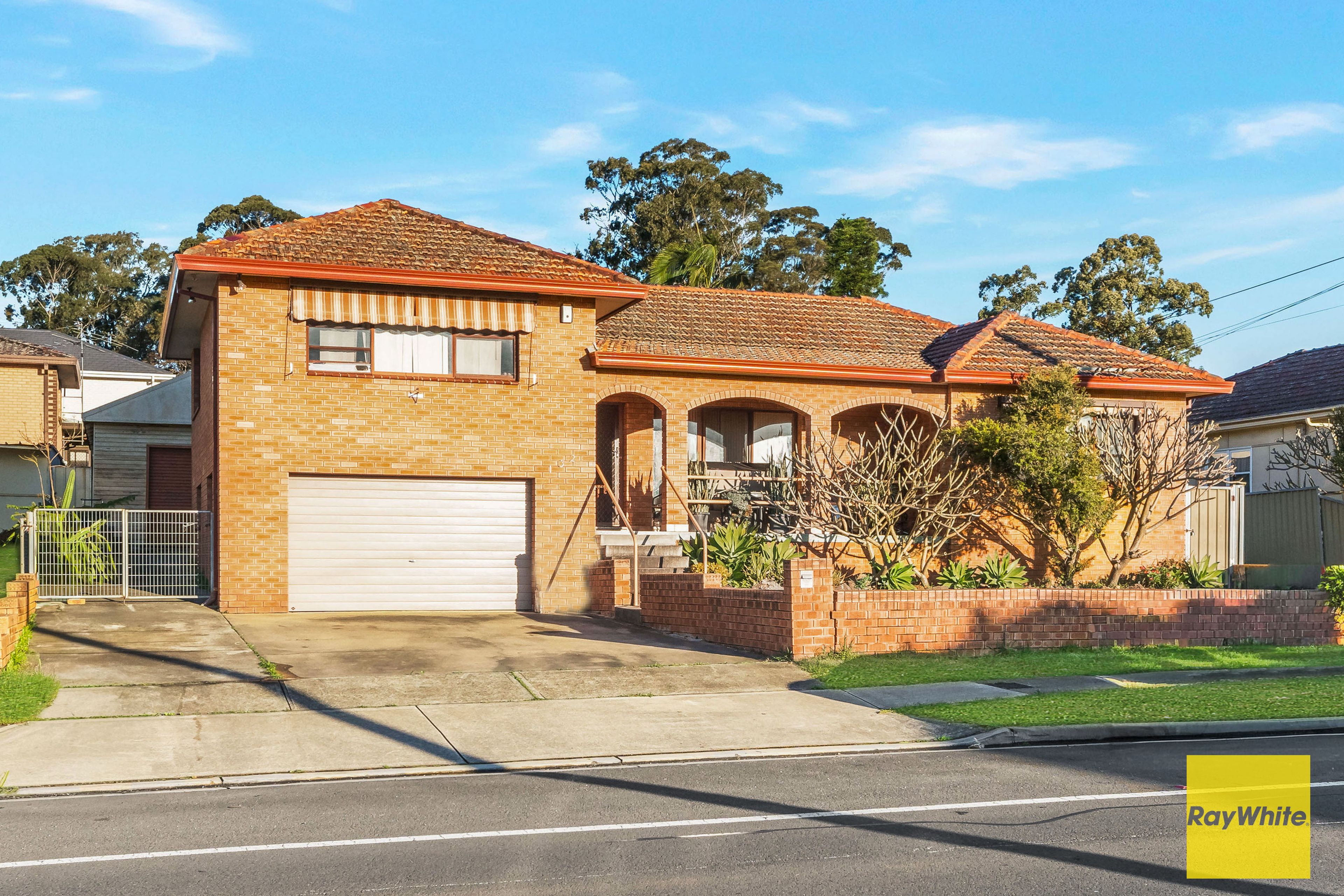 132 Meadows Road, Mount Pritchard, NSW 2170