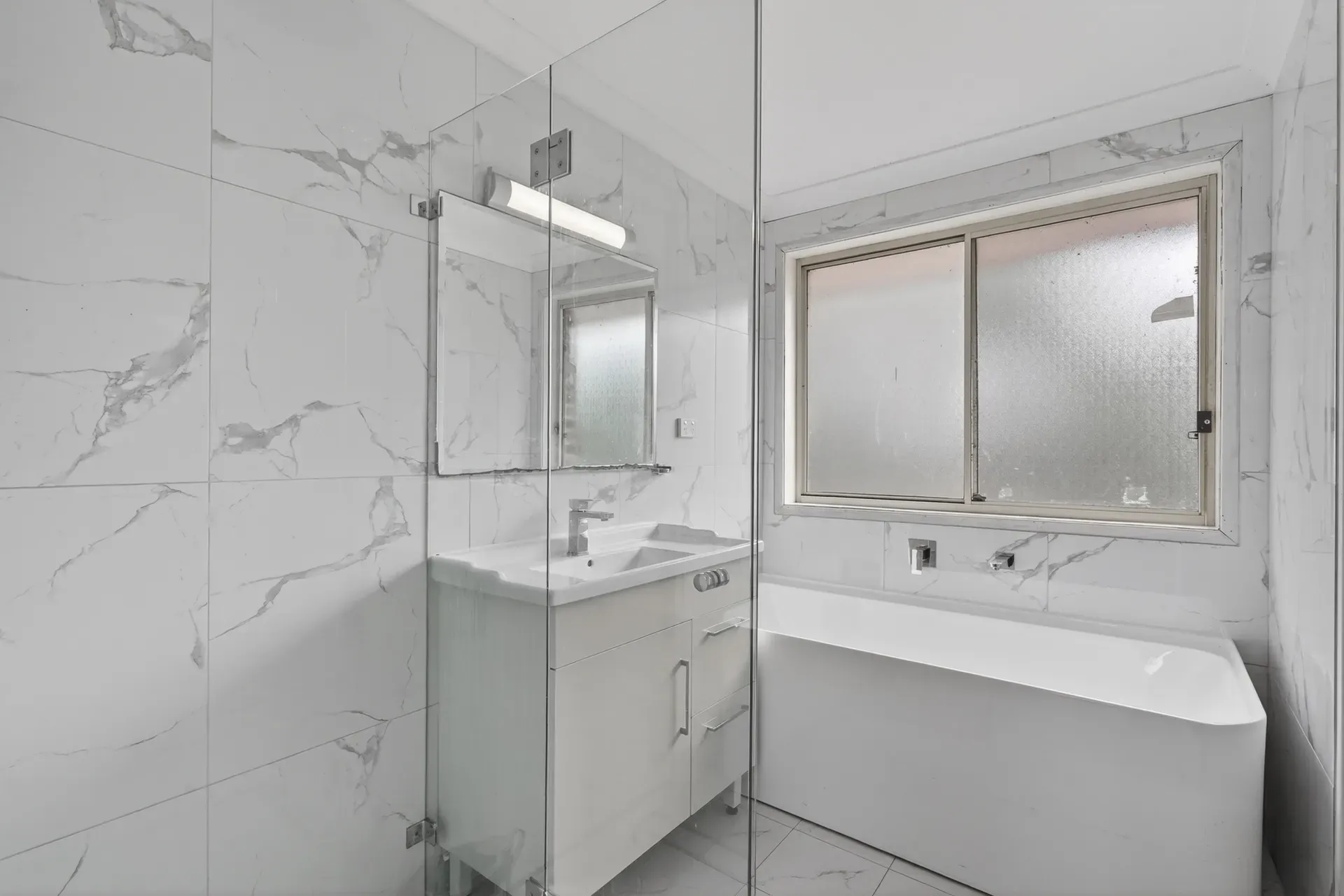 10B Griffin Place — photo 7 of 8