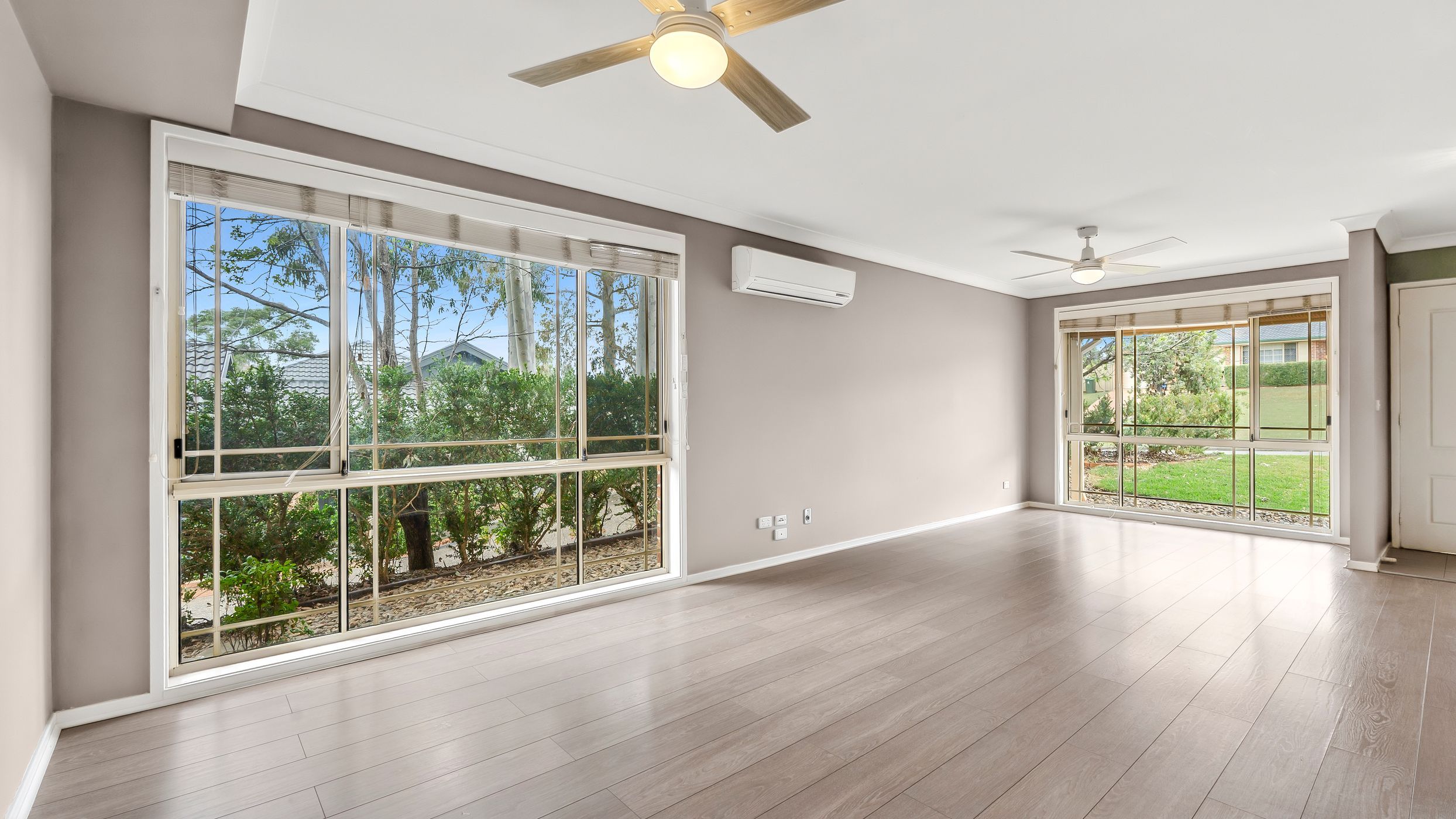 56 Arthur Phillip Drive — photo 9 of 12