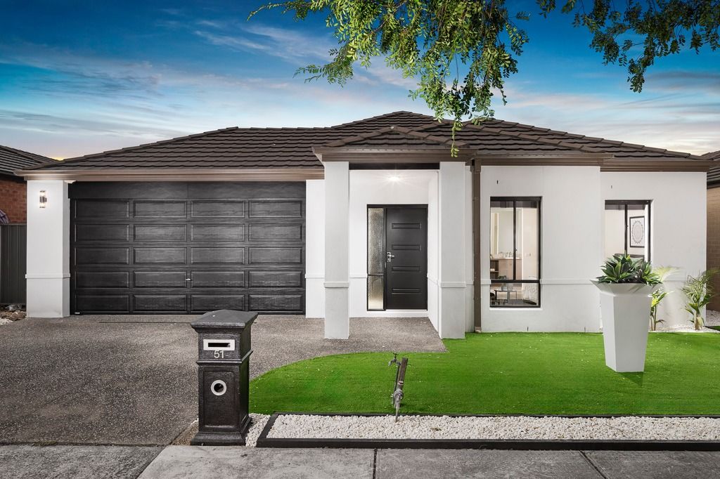 51 Panton Gap Drive, South Morang VIC 3752