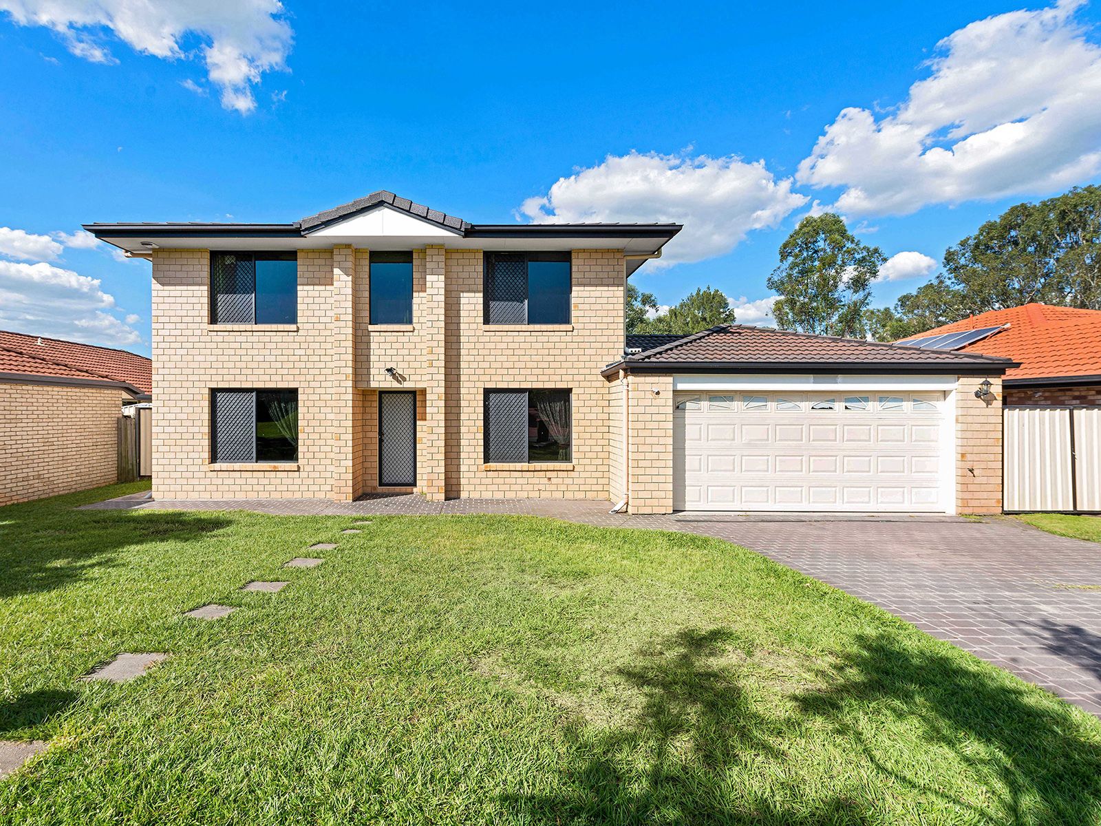 54 Gleneagles Crescent, Oxley, QLD 4075