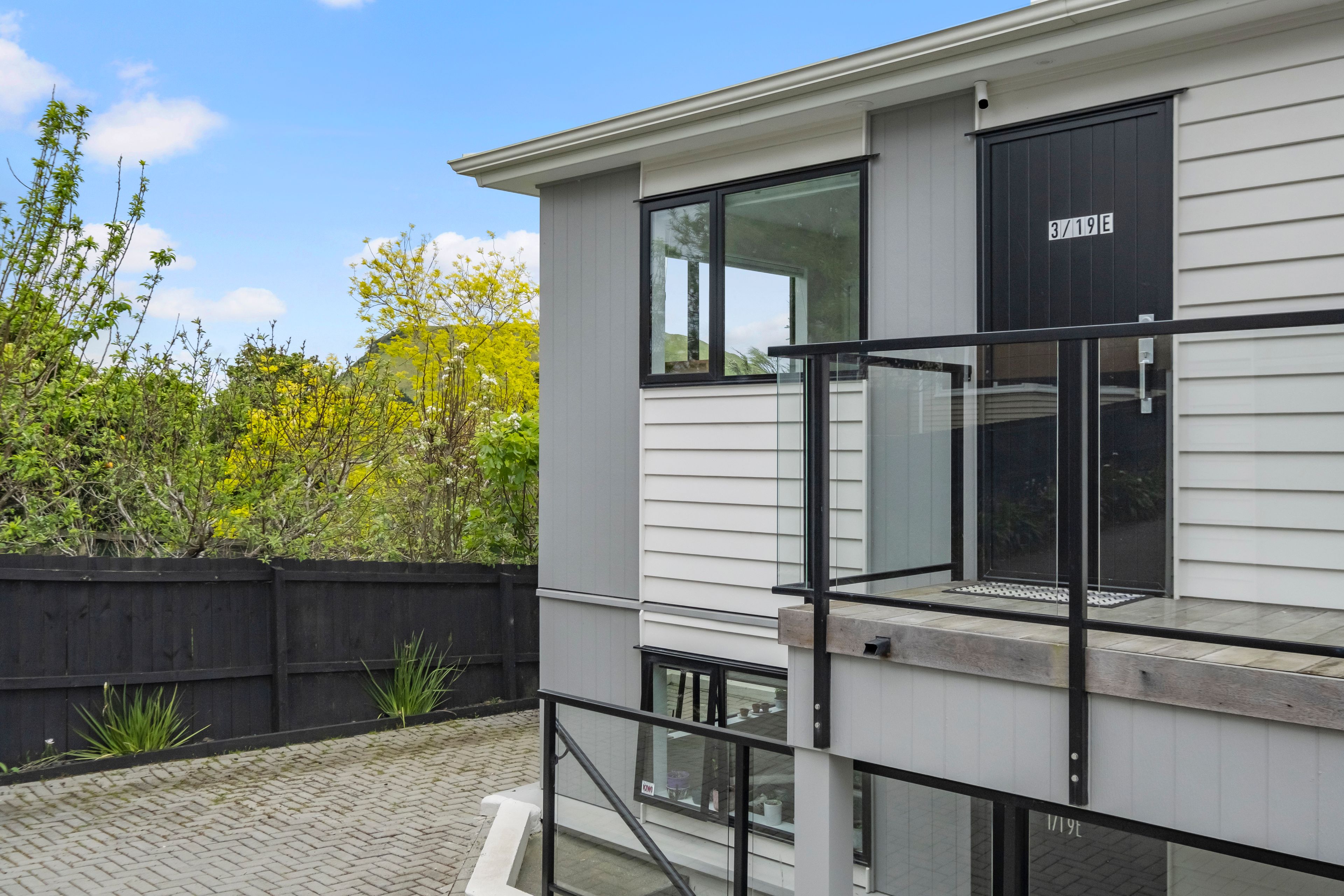 3/19E Court Crescent, Panmure, Auckland City