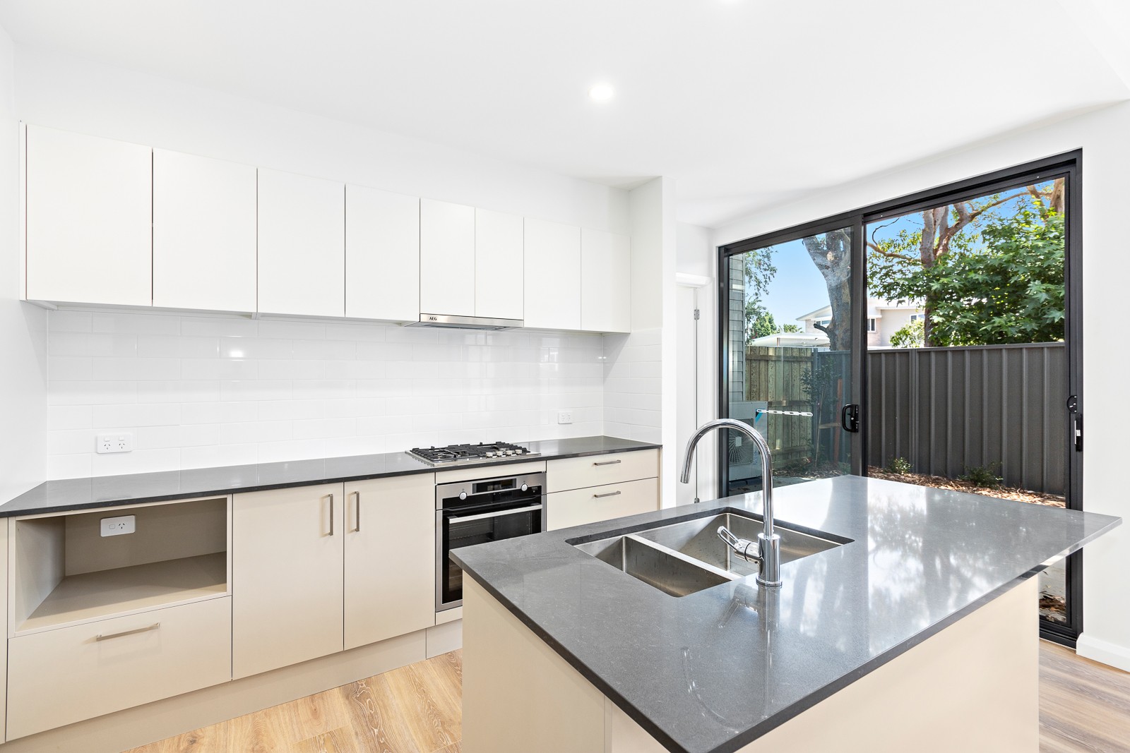 27 Fettlers Loop, Whitebridge, NSW 2290