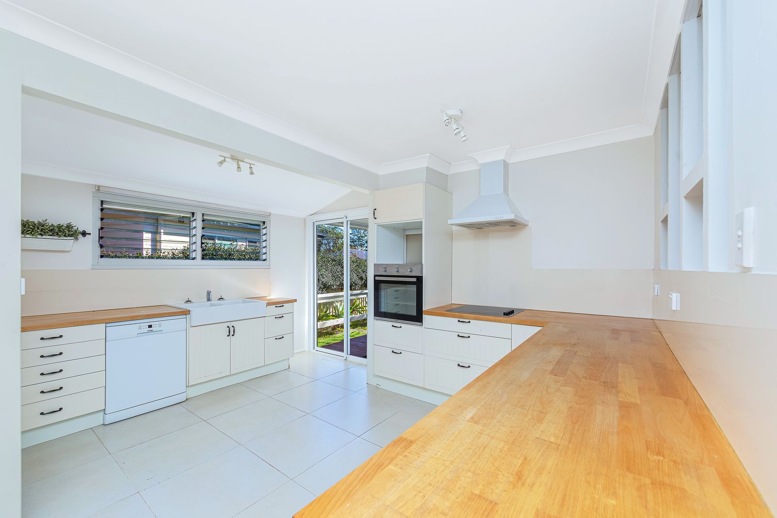 17 Karloo Road — photo 4 of 23