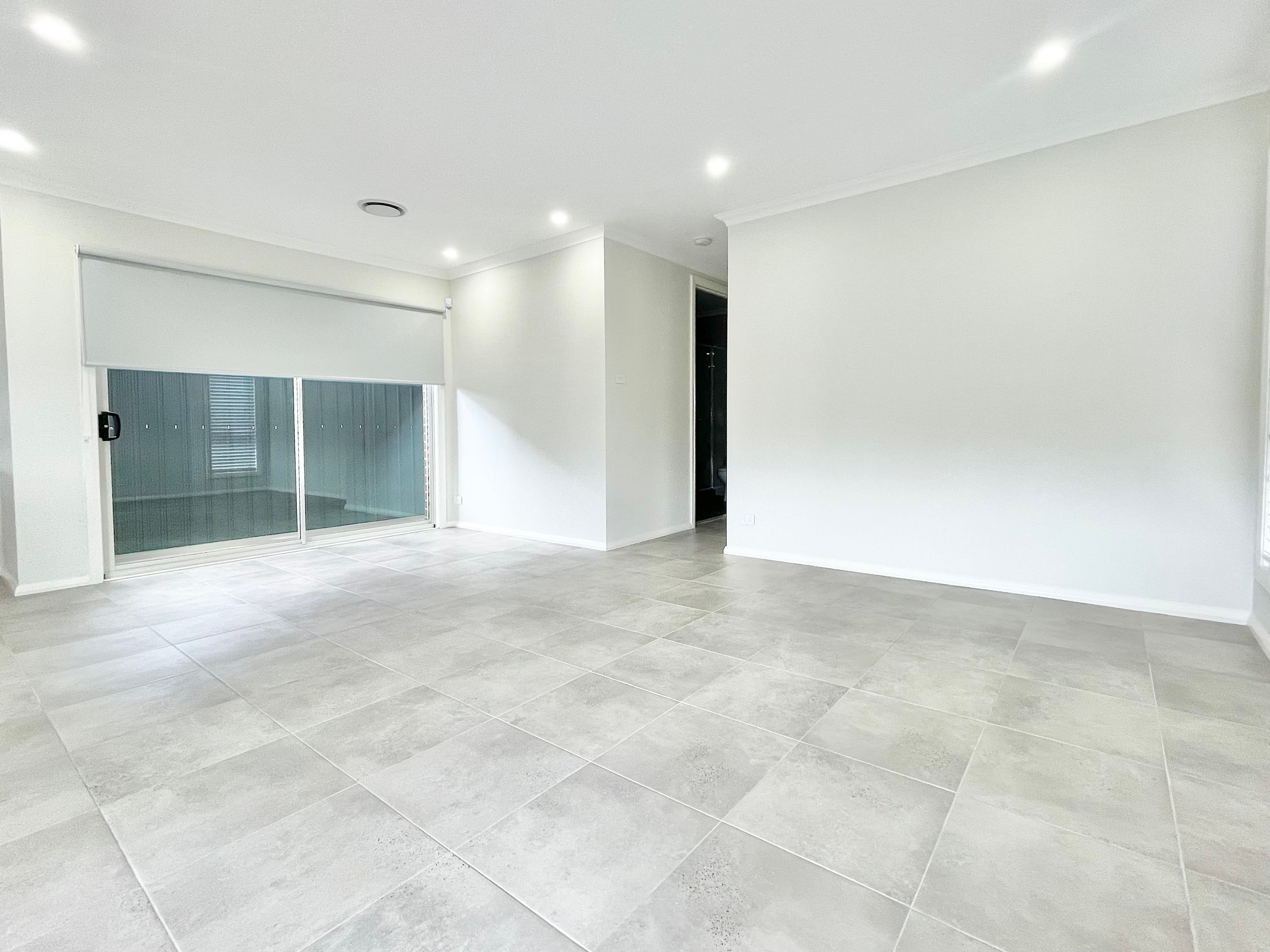 31 Silverton Street,, Gregory Hills, NSW 2557