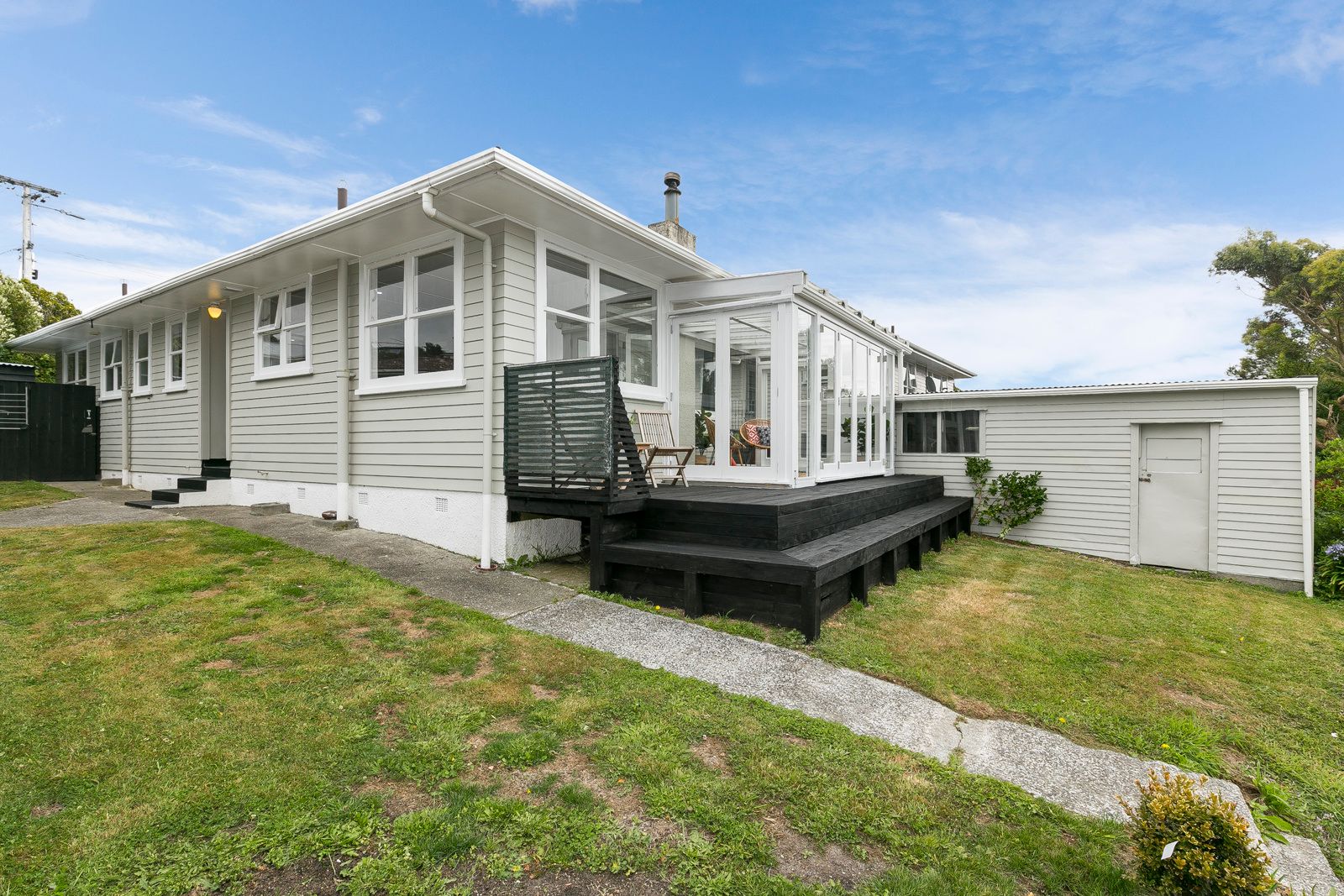 16 Diane Grove, Paparangi, Wellington City