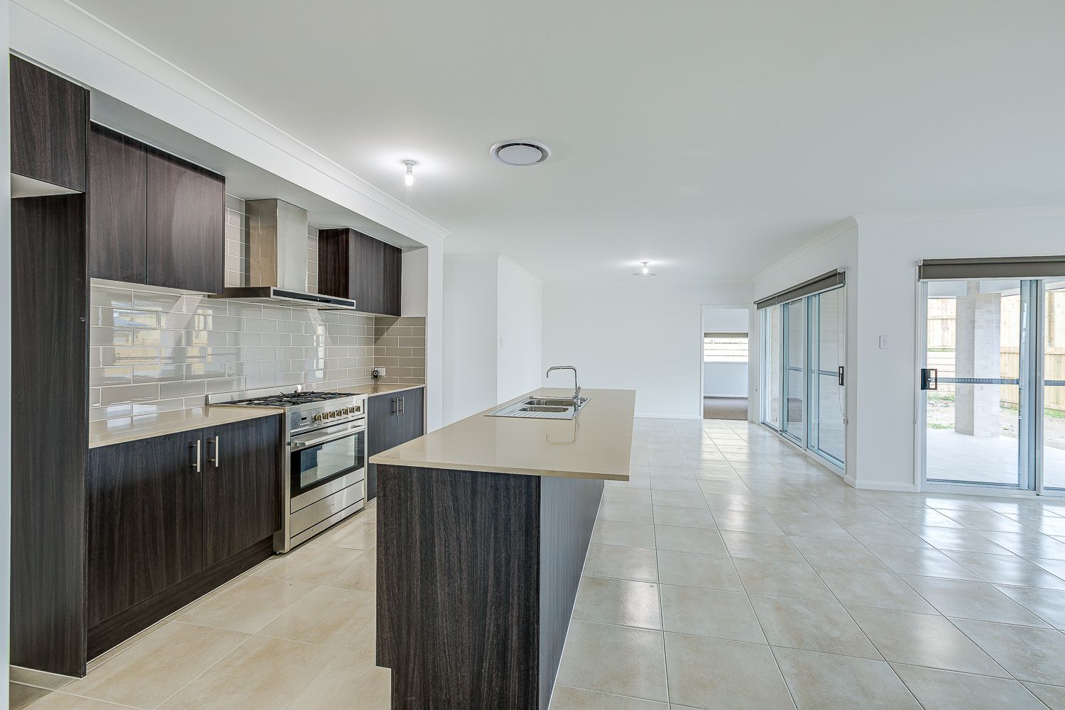 38 College Drive, FLAGSTONE, QLD 4280