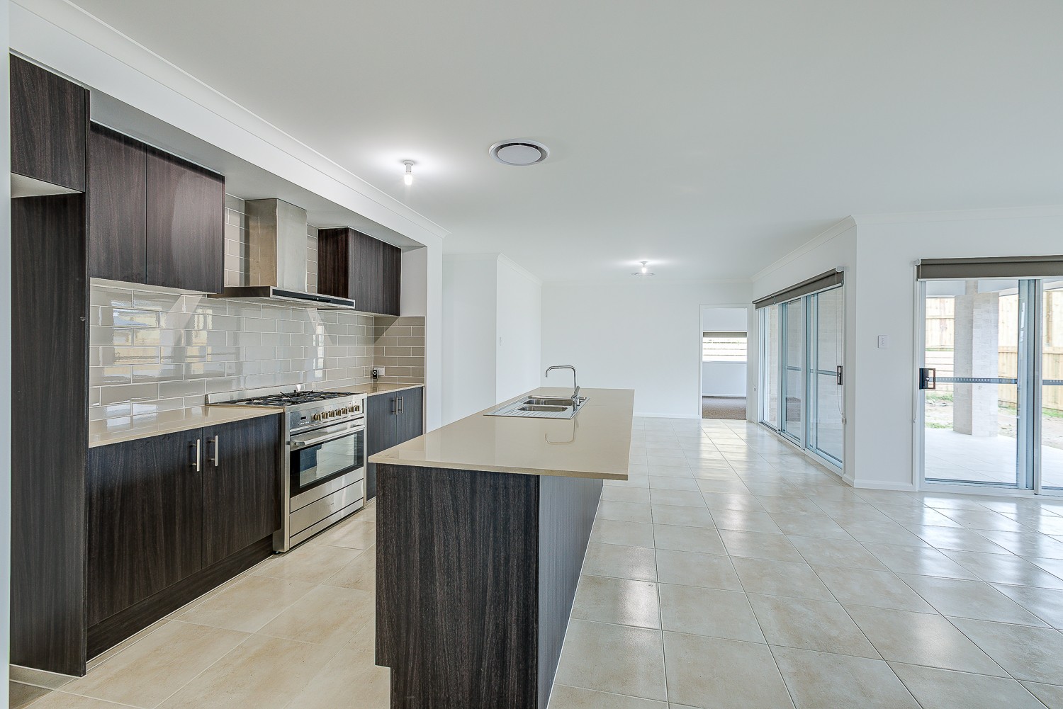 38 College Drive, FLAGSTONE, QLD 4280