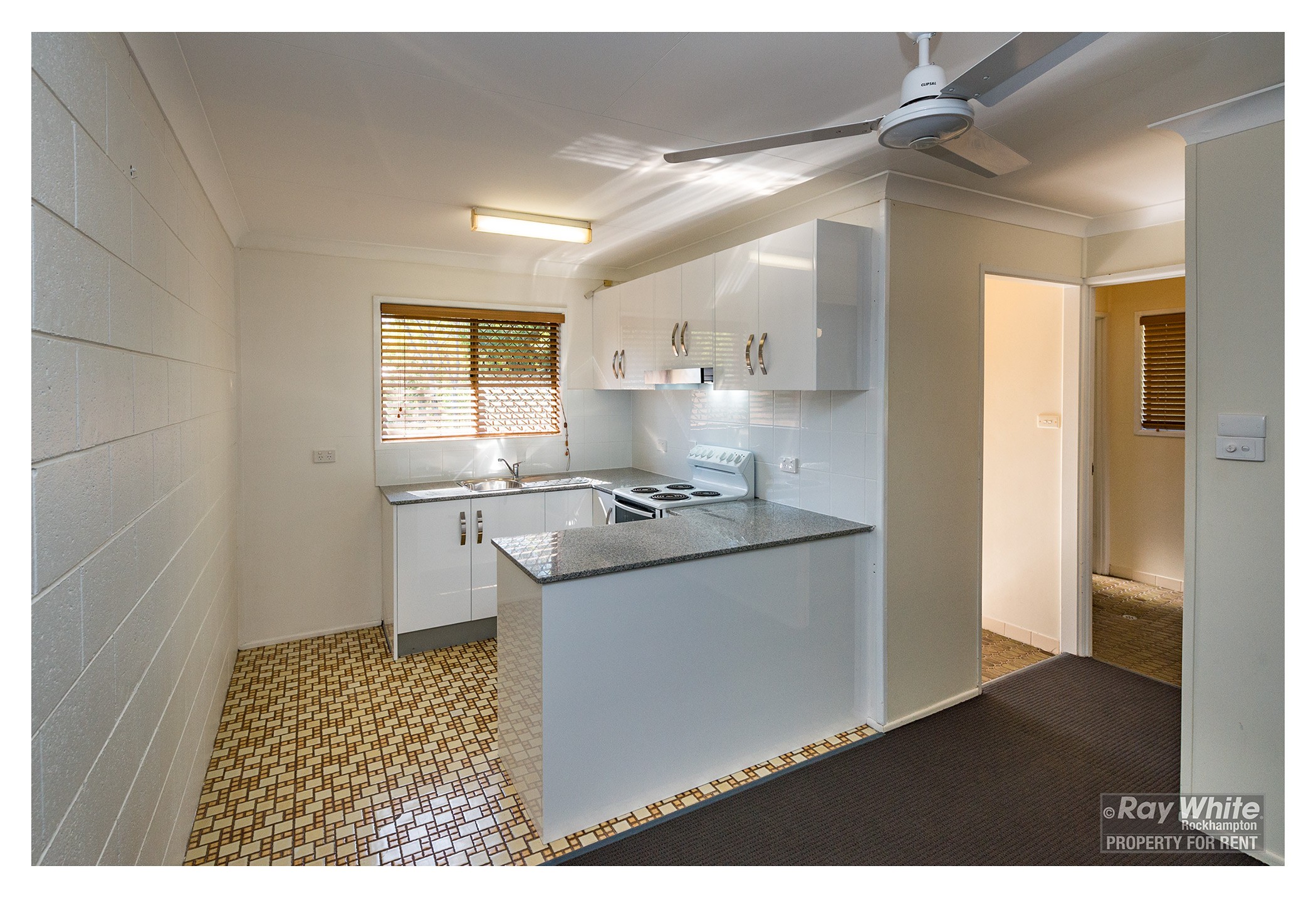 1/63 Dee Street, Koongal, QLD 4701