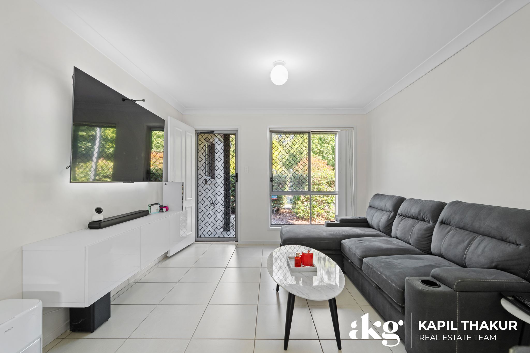 23/6-44 Clearwater Street — photo 5 of 18