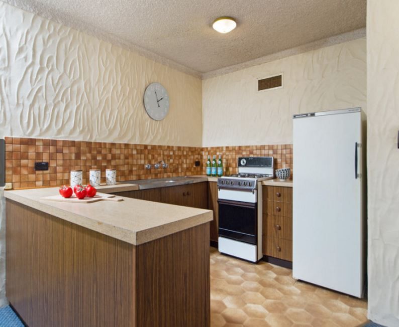 18/10-12 Gordon Street, Glenelg, SA 5045