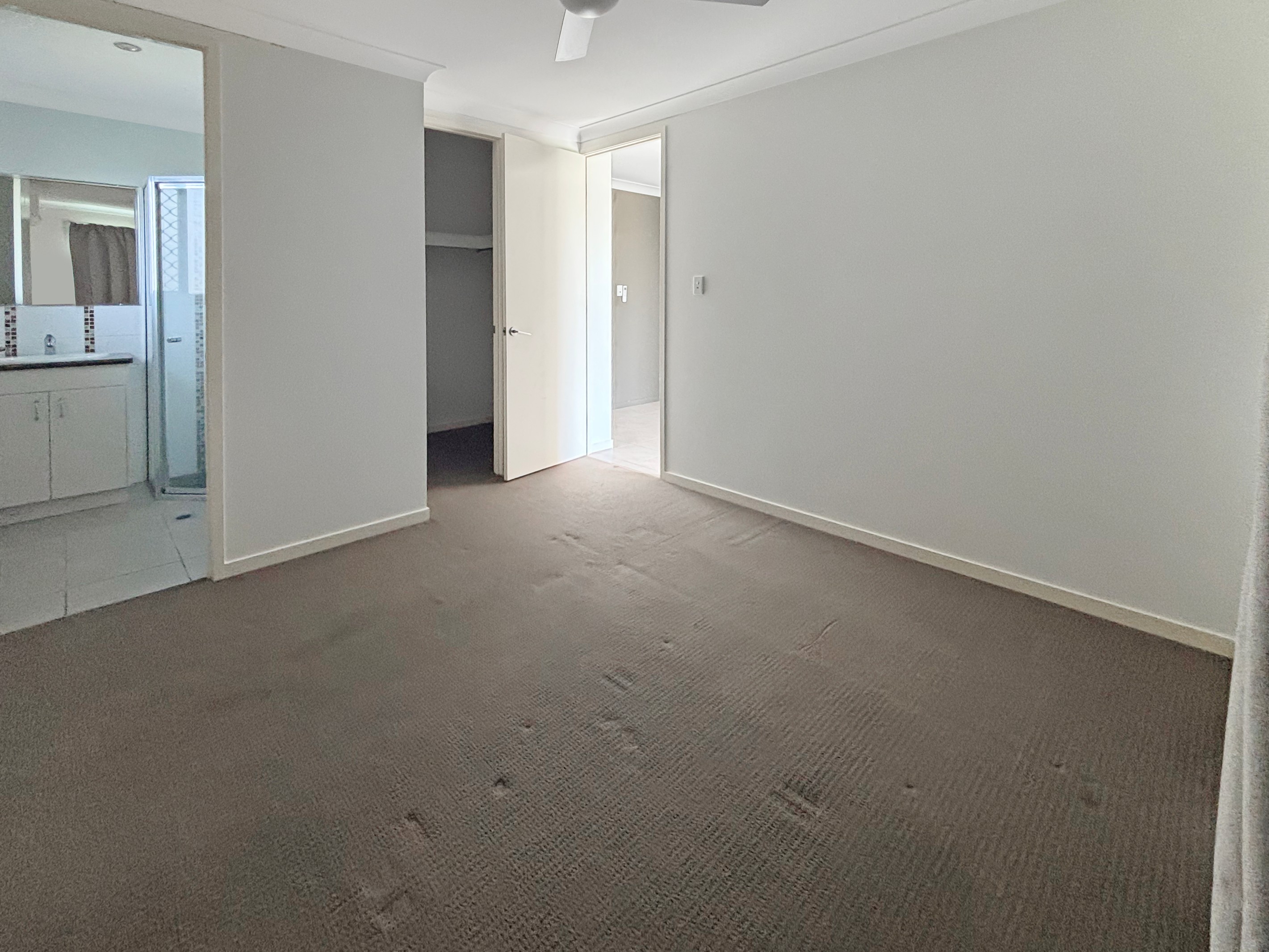 13 Pacific Avenue, Sarina, QLD 4737