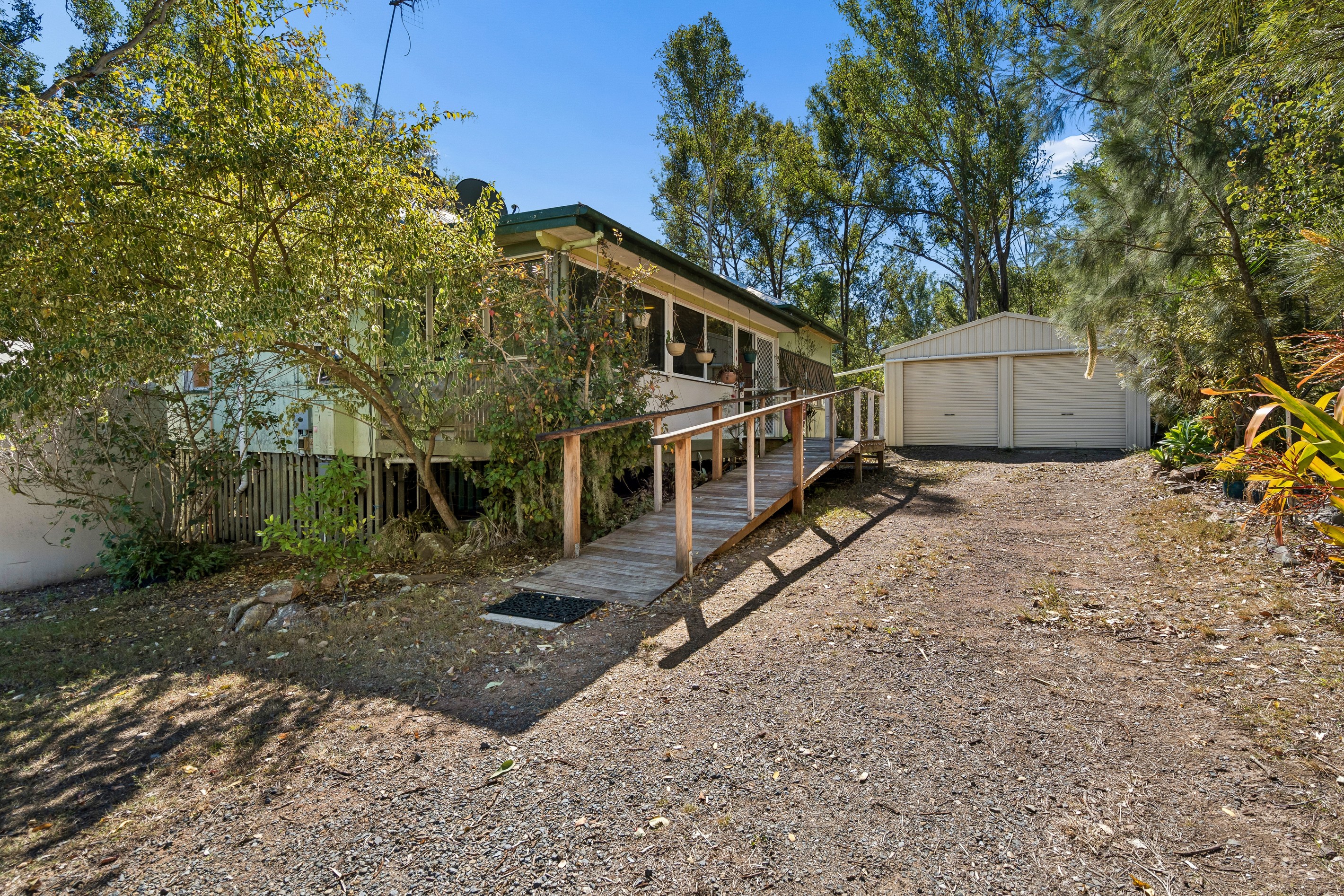 11 East Street, Esk, QLD 4312