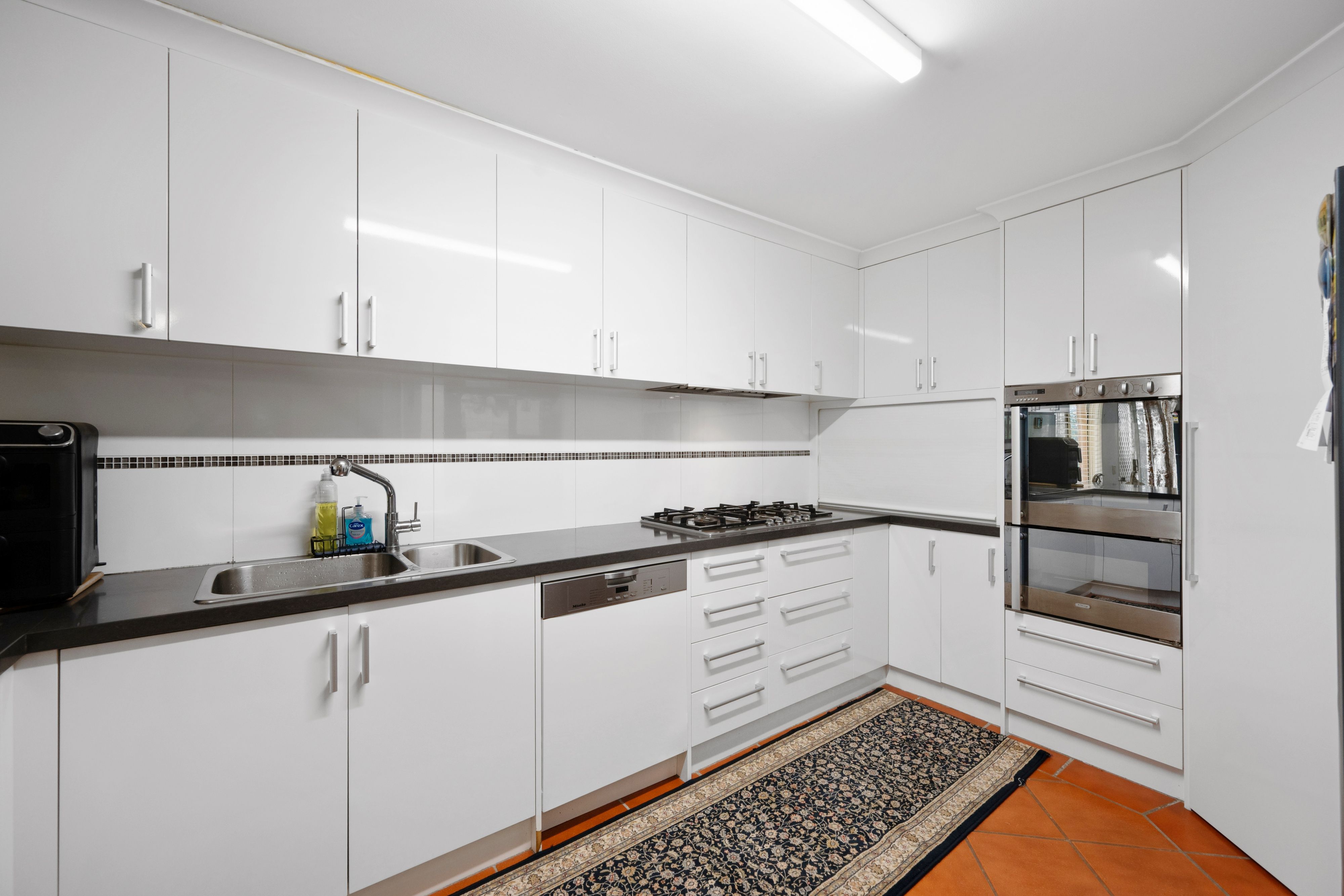 8 Uralla Close — photo 4 of 29