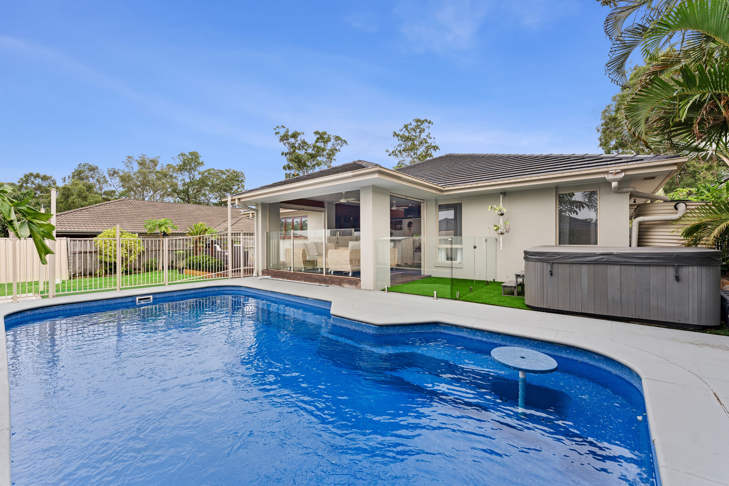 7 Hawkden Close, Doolandella, QLD 4077