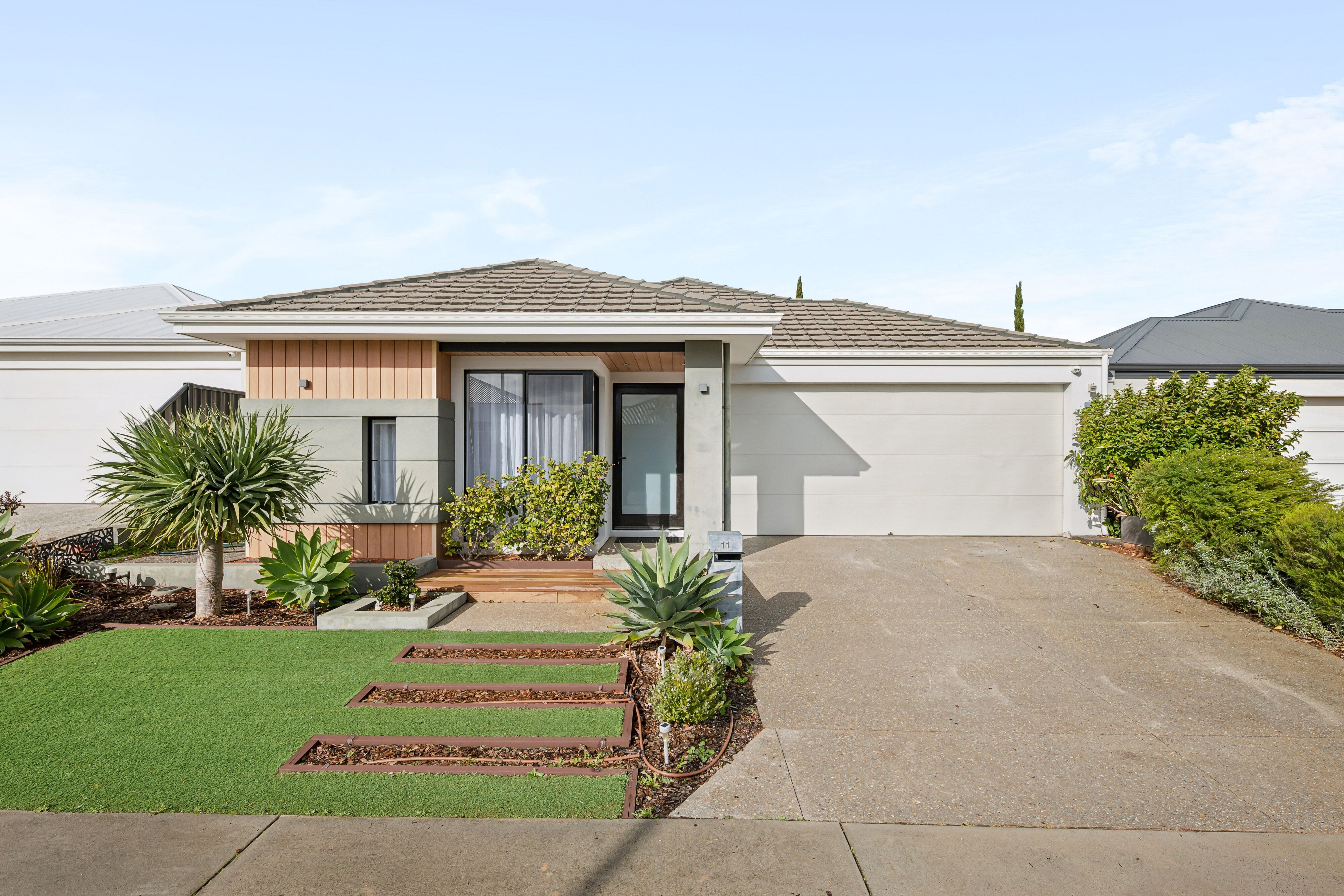 11 Quinn Street, Midvale, WA 6056