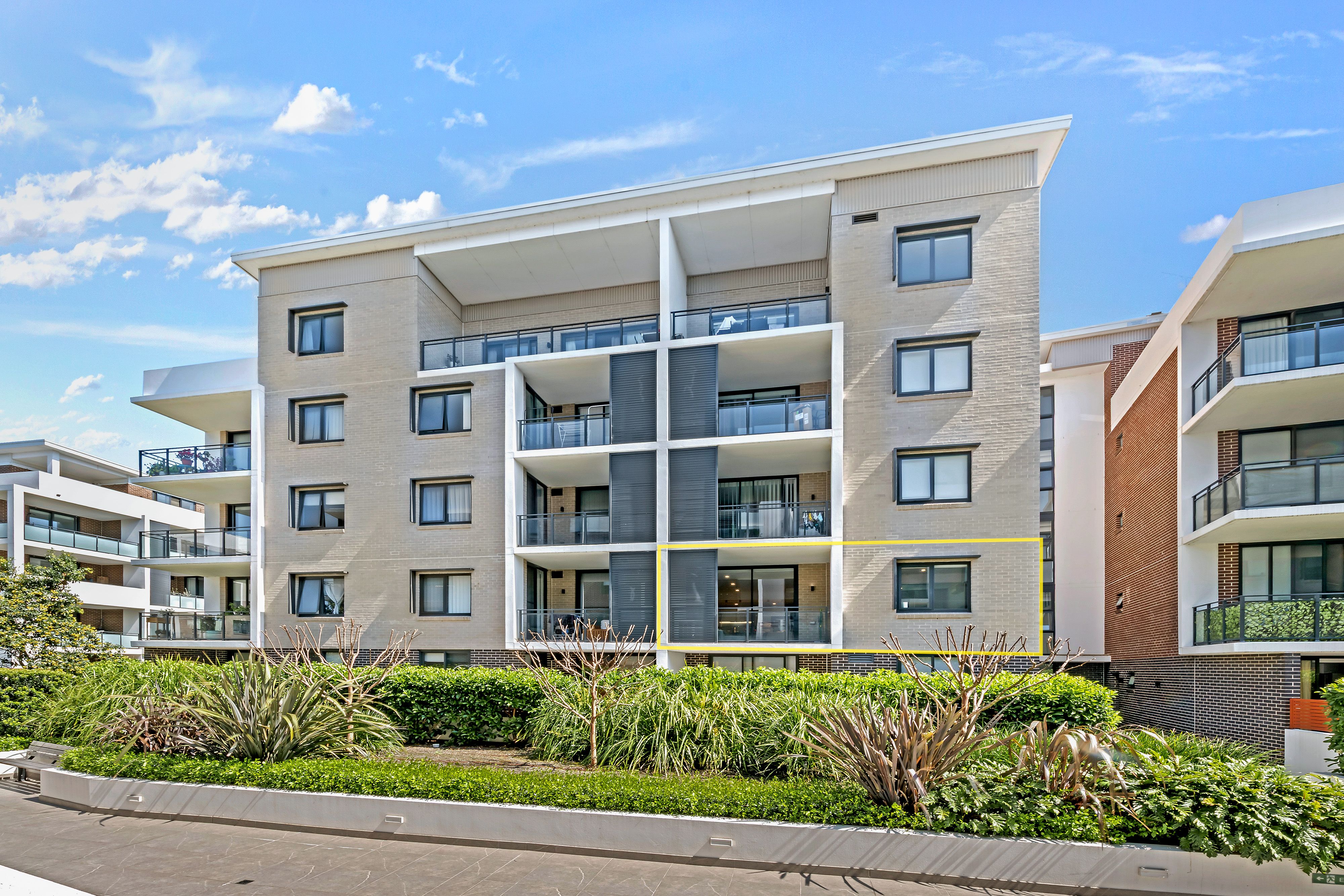 C137/2 Gerbera Place — photo 10 of 10